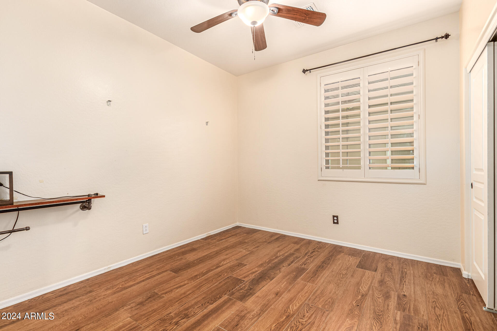 6830 W MORNING VISTA Drive
