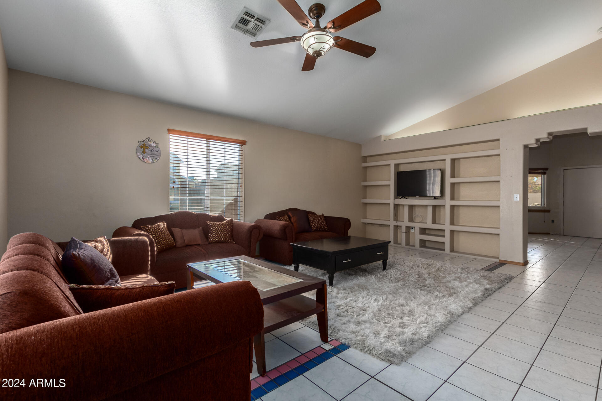 2606 N 89TH Drive