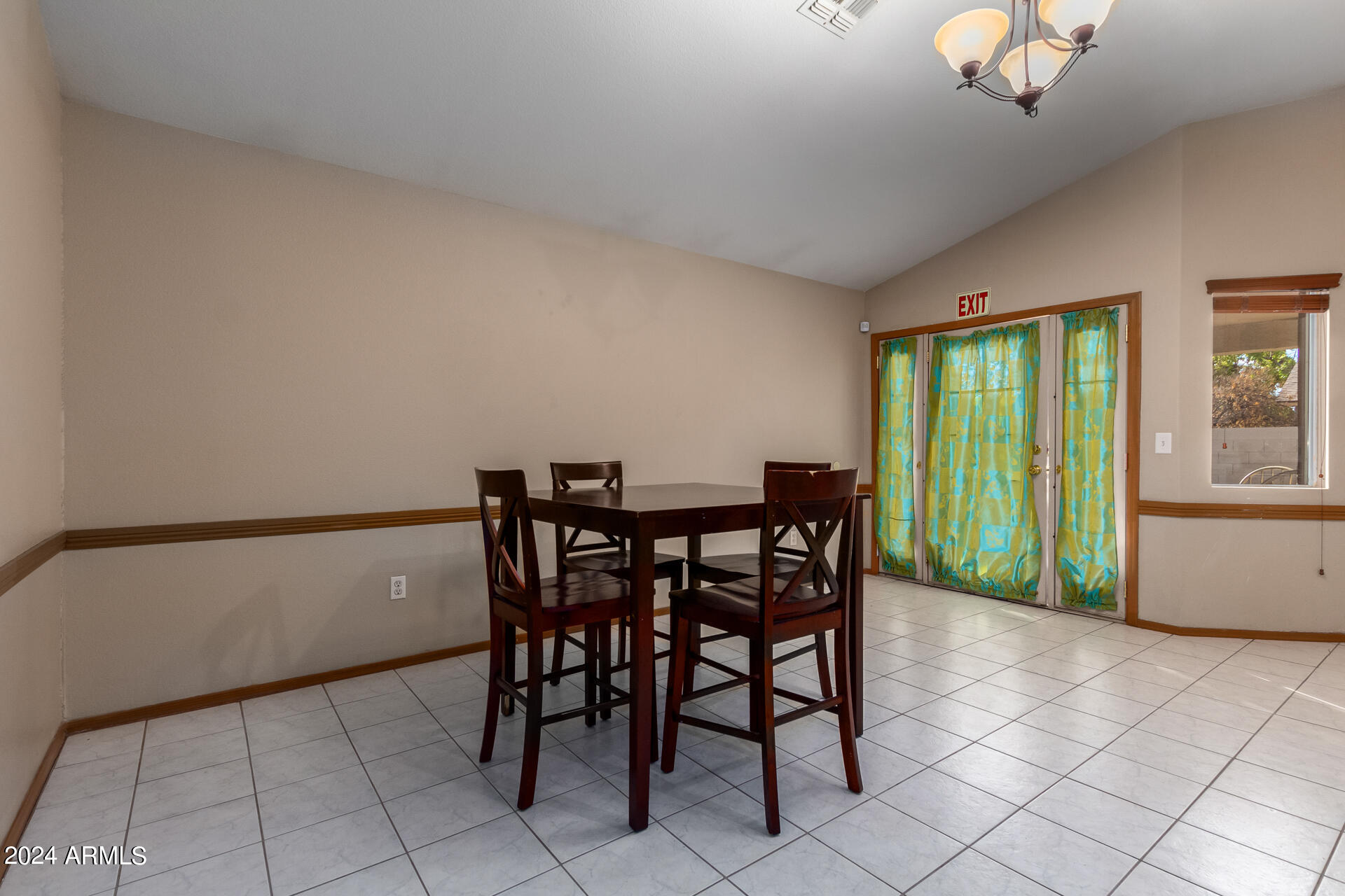 2606 N 89TH Drive