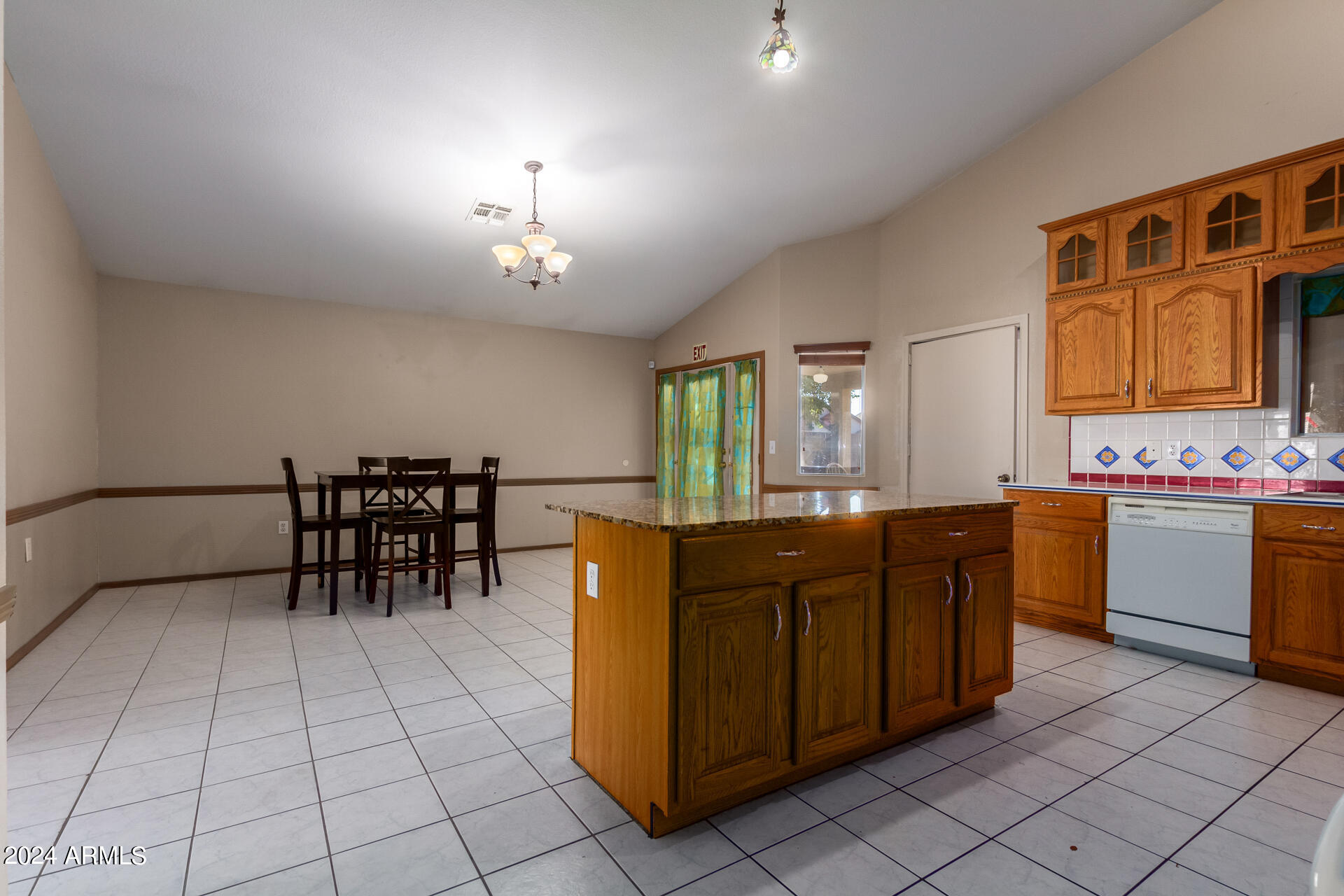 2606 N 89TH Drive