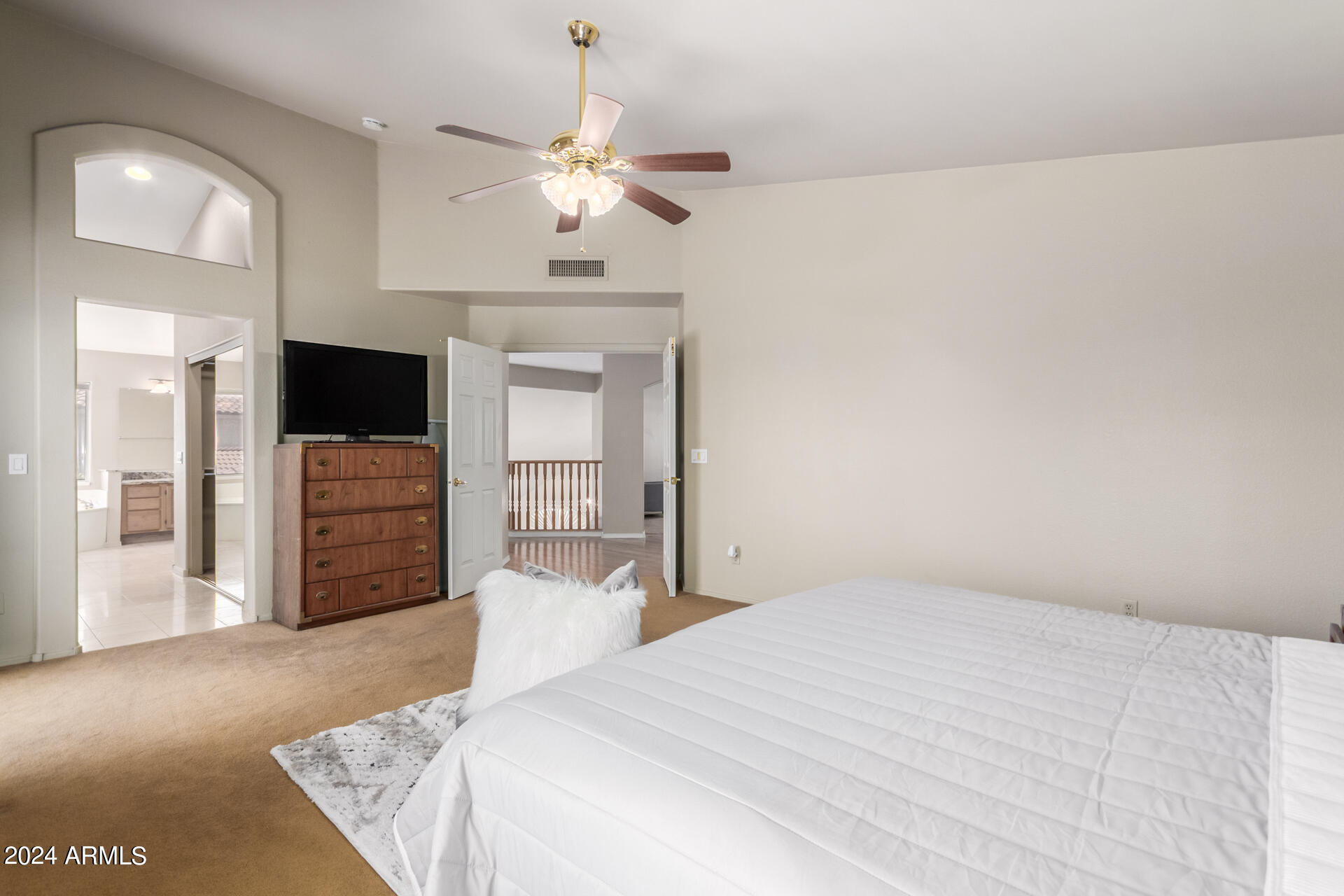 5531 W IRMA Lane