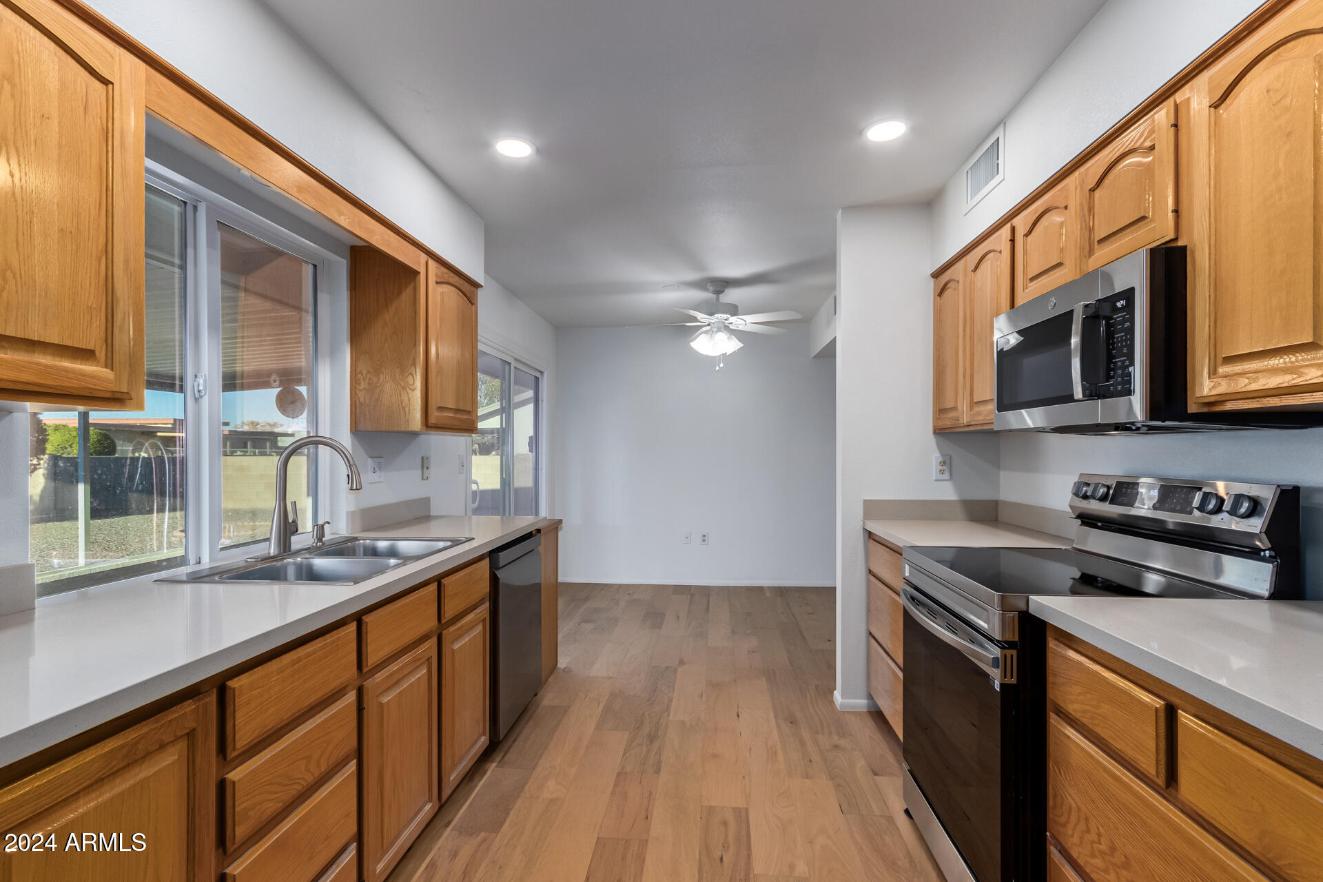 9608 W TIMBERLINE Drive