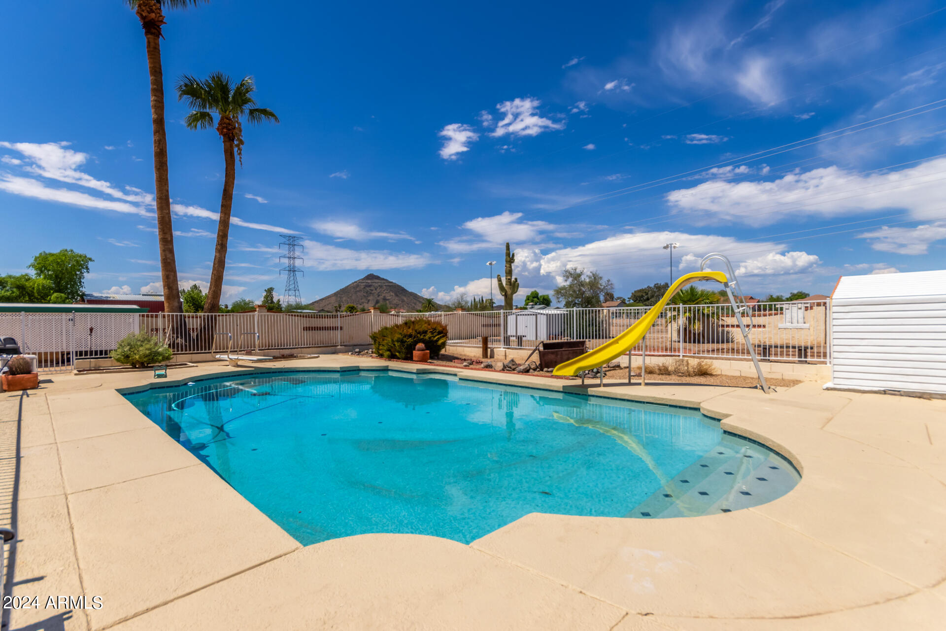 4832 W SAGUARO PARK Lane