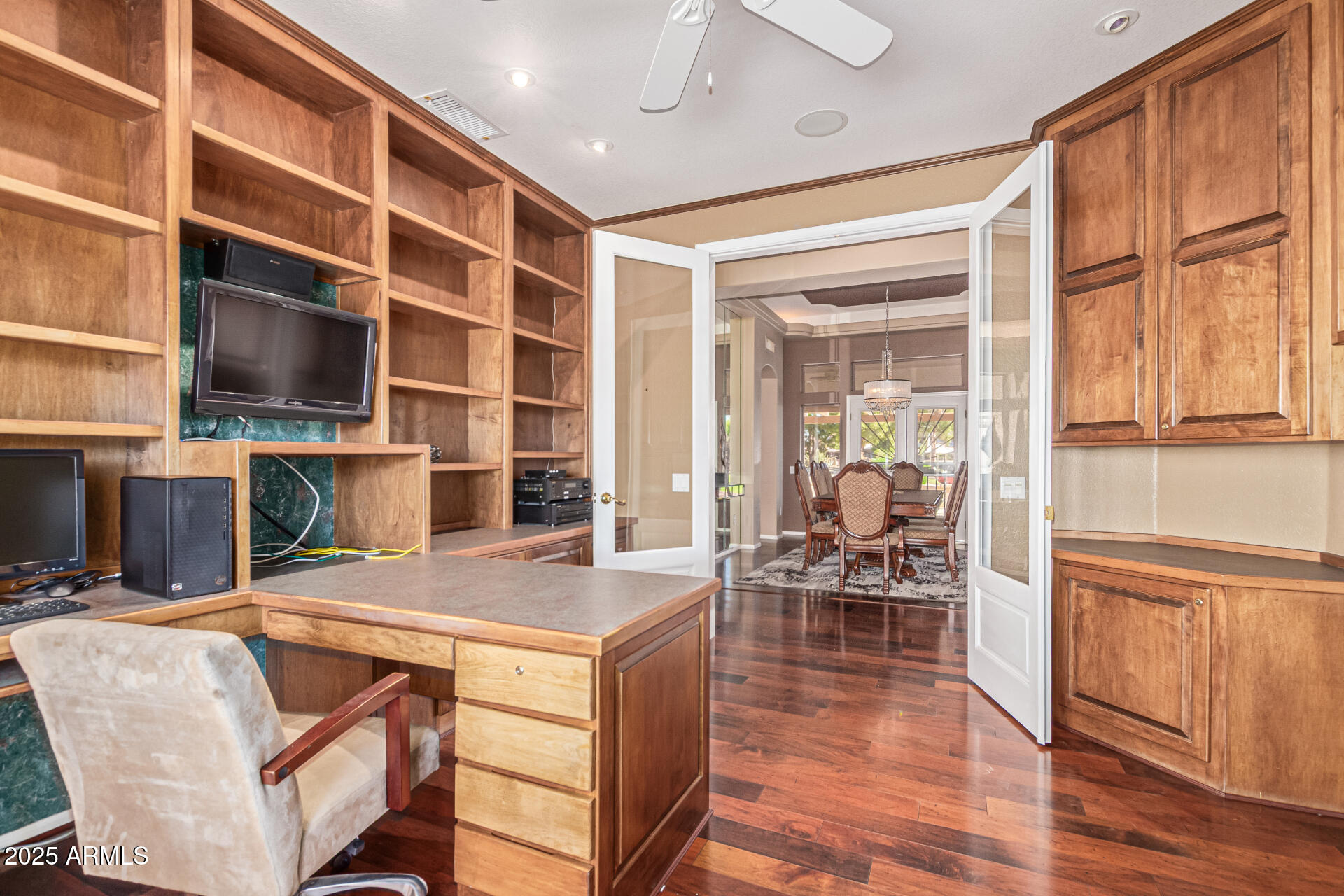 21313 N LIMOUSINE Drive