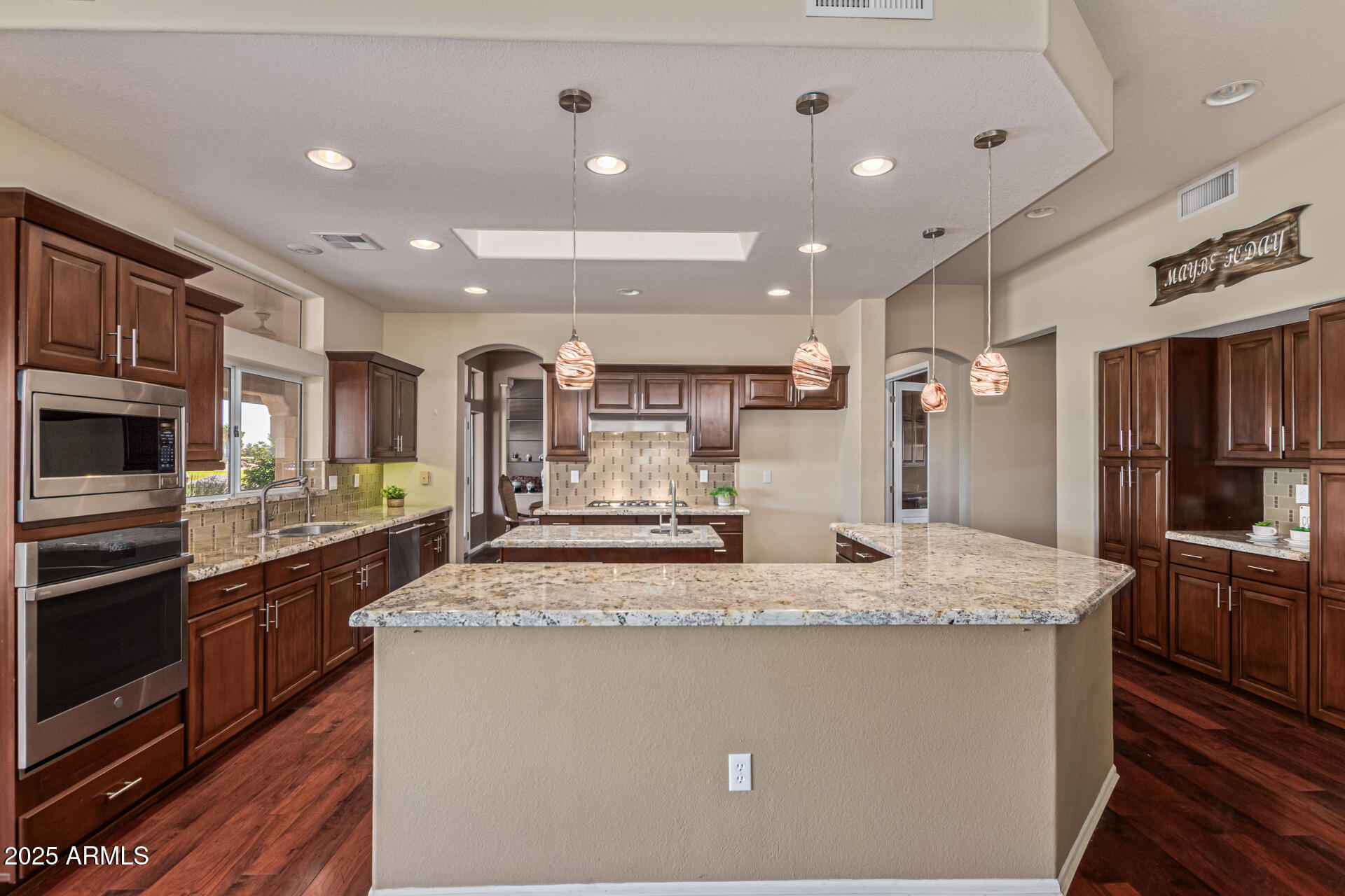 21313 N LIMOUSINE Drive