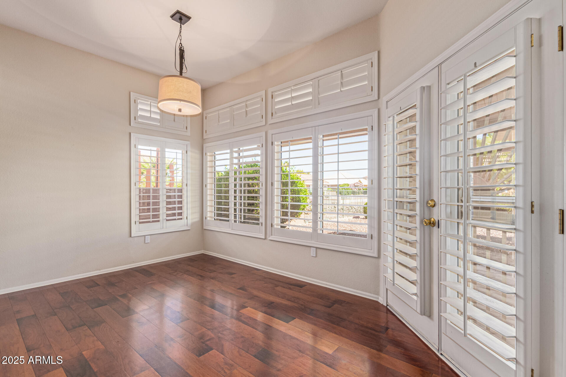 21313 N LIMOUSINE Drive