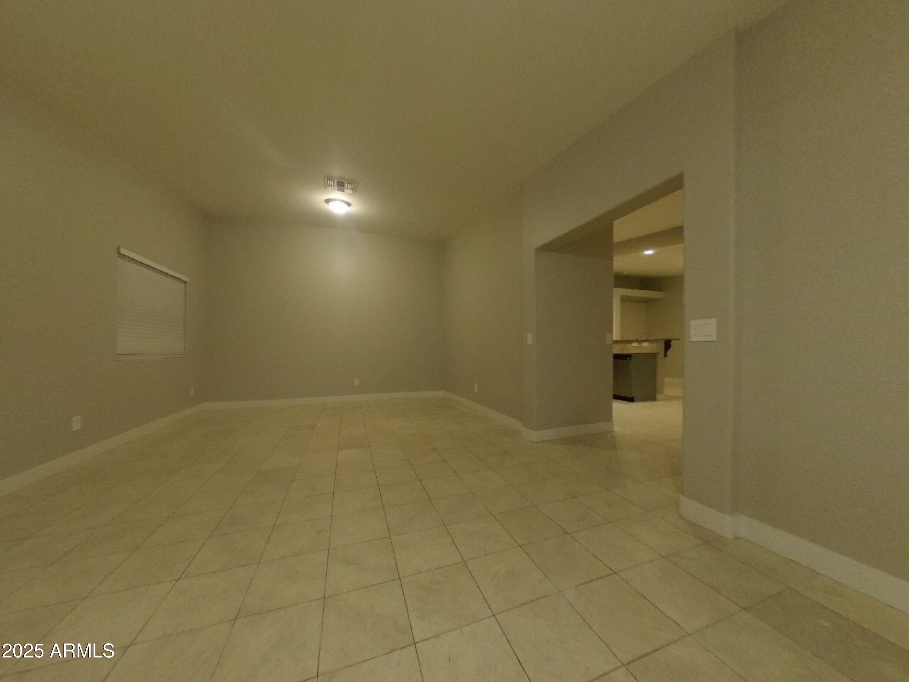 810 S GREENLEAF Lane