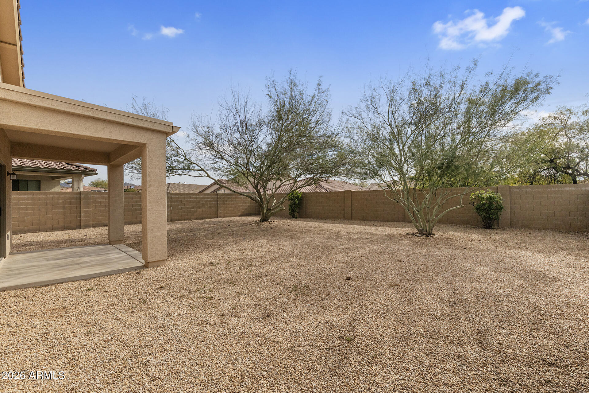 39531 N WHITE TAIL Lane