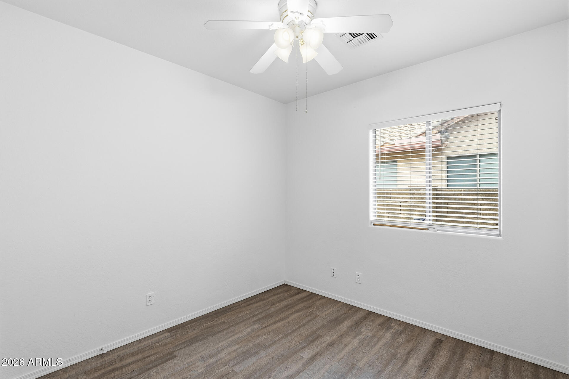 39531 N WHITE TAIL Lane