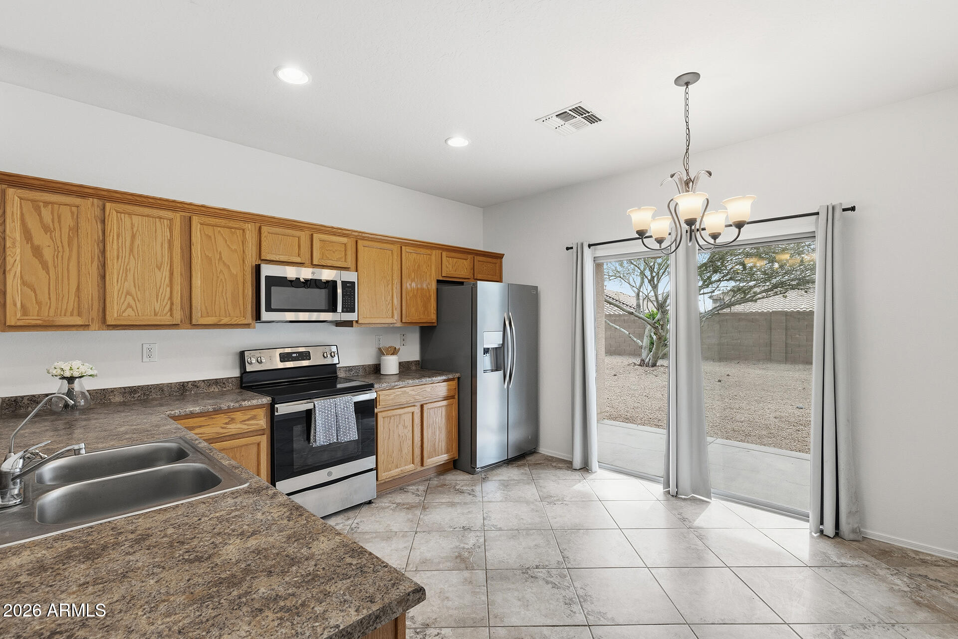 39531 N WHITE TAIL Lane