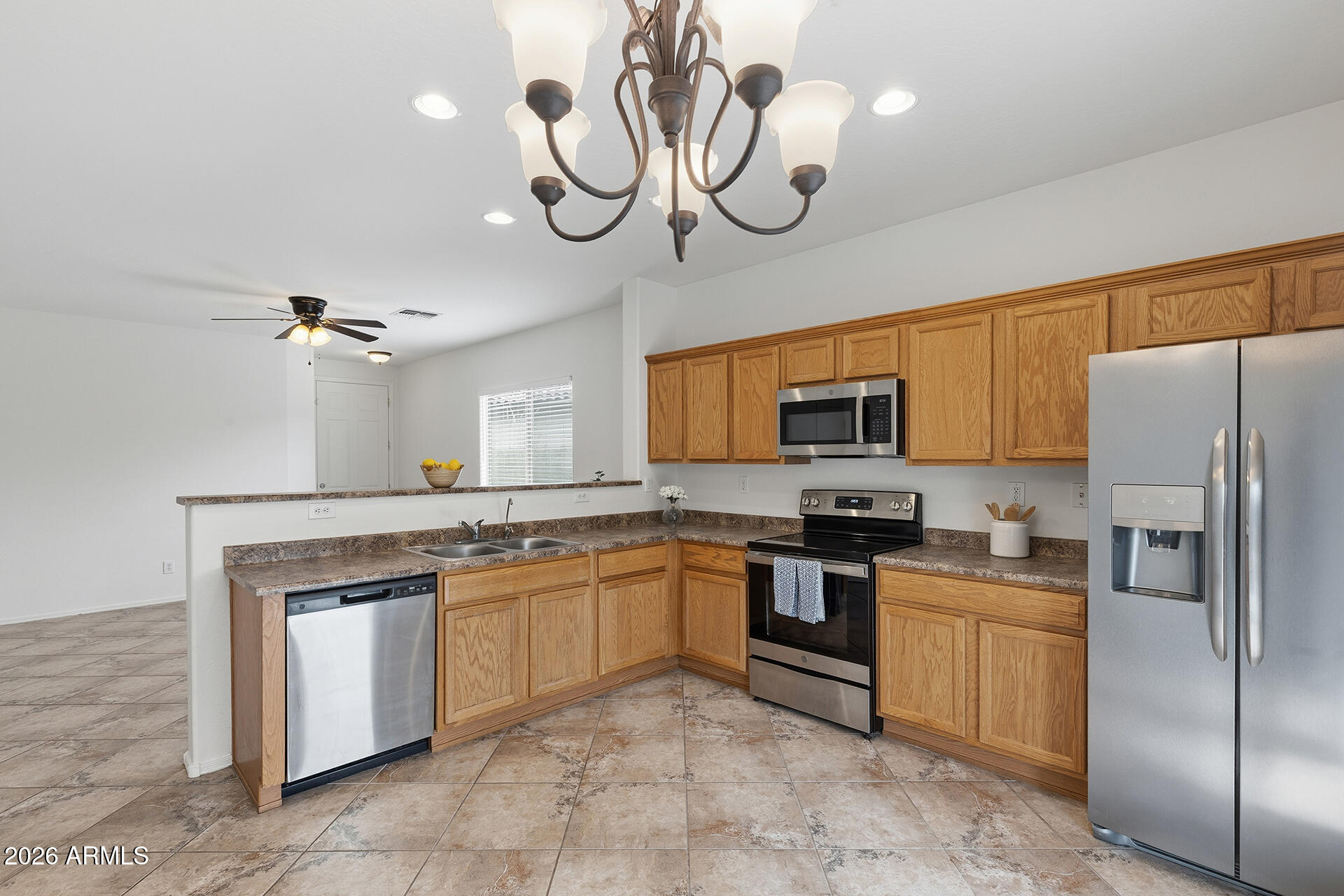 39531 N WHITE TAIL Lane