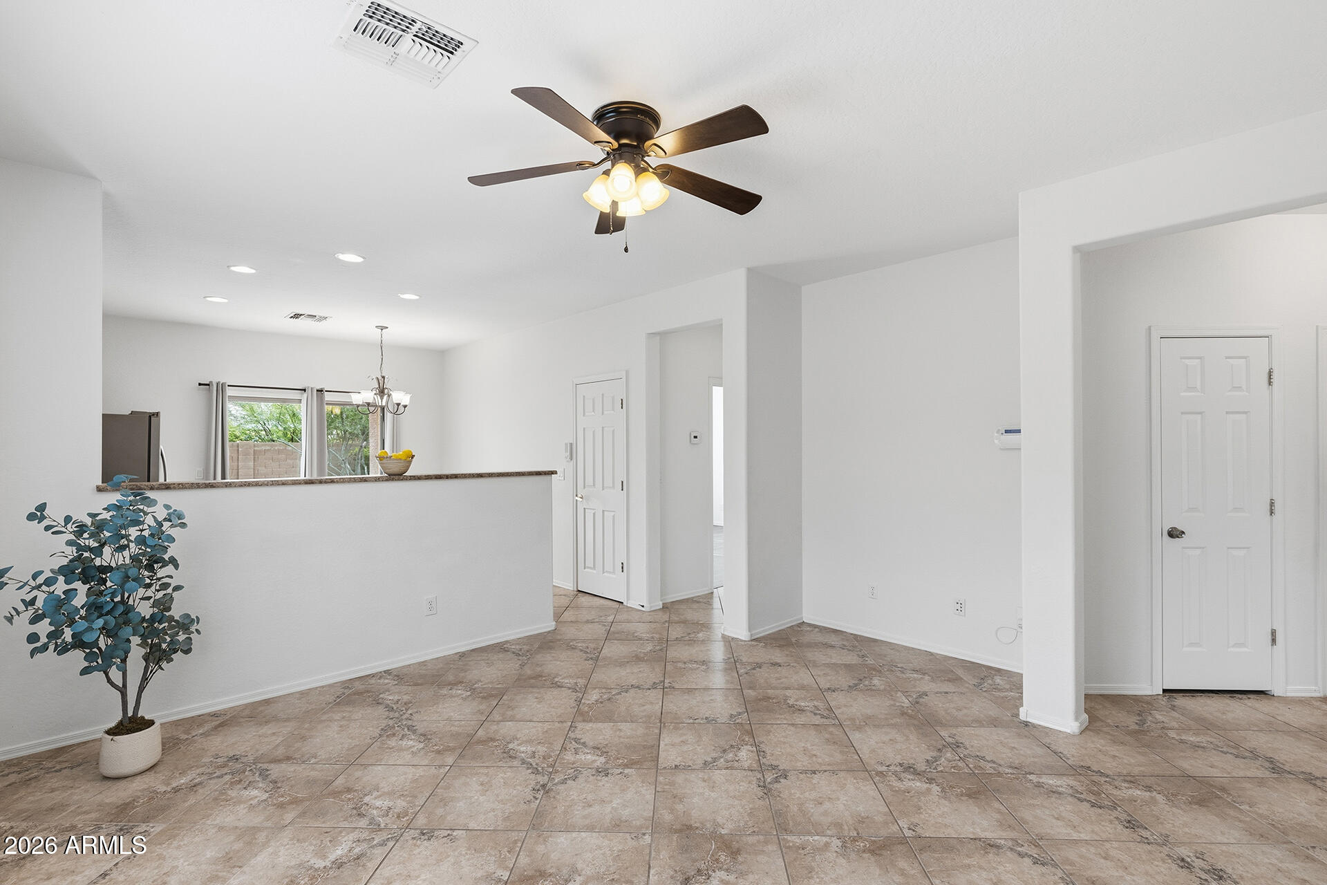 39531 N WHITE TAIL Lane