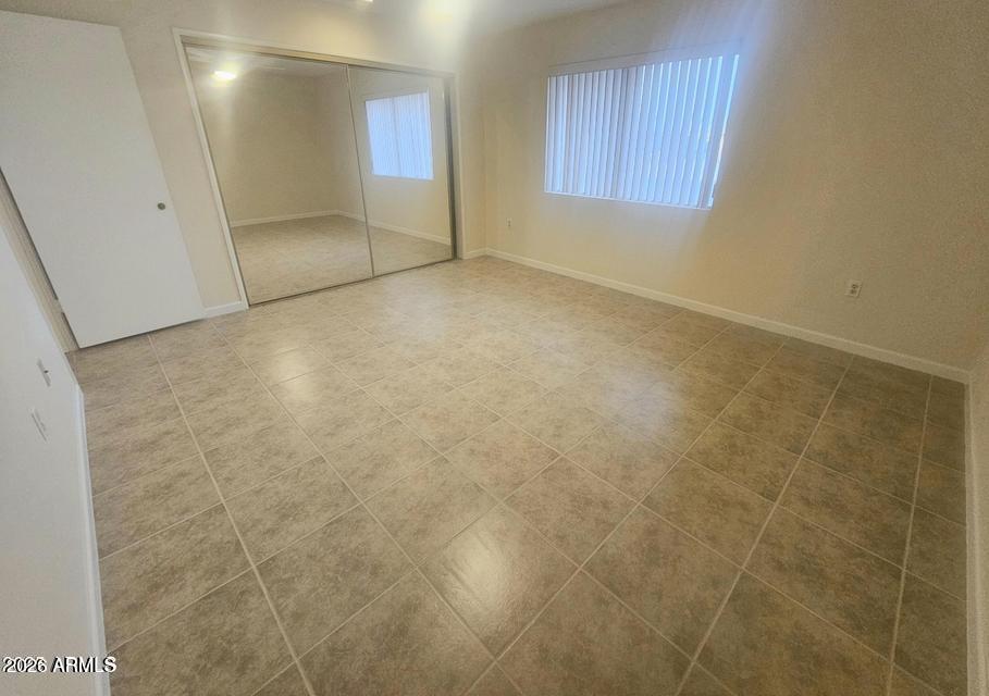 10419 W DESERT ROCK Drive