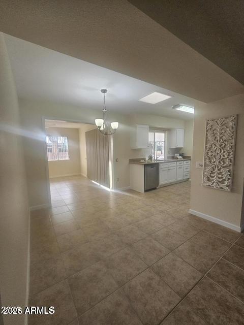 10419 W DESERT ROCK Drive