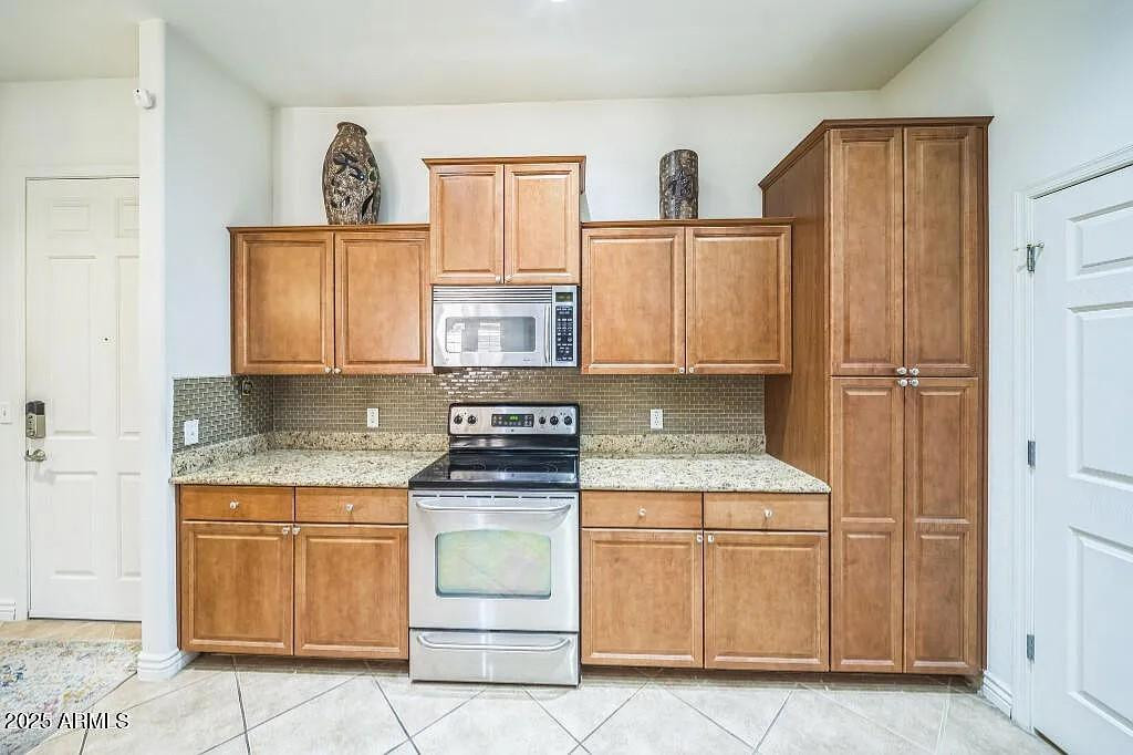 14575 W Mountain View Boulevard 11212