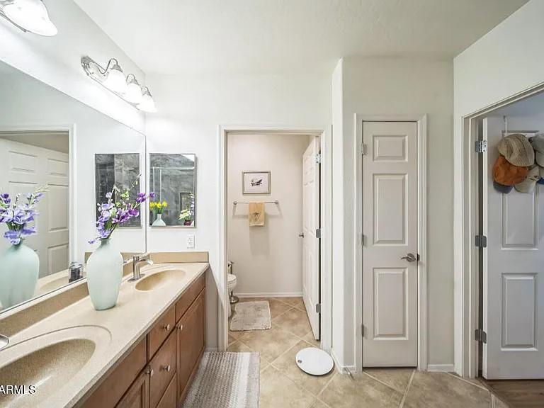 14575 W Mountain View Boulevard 11212