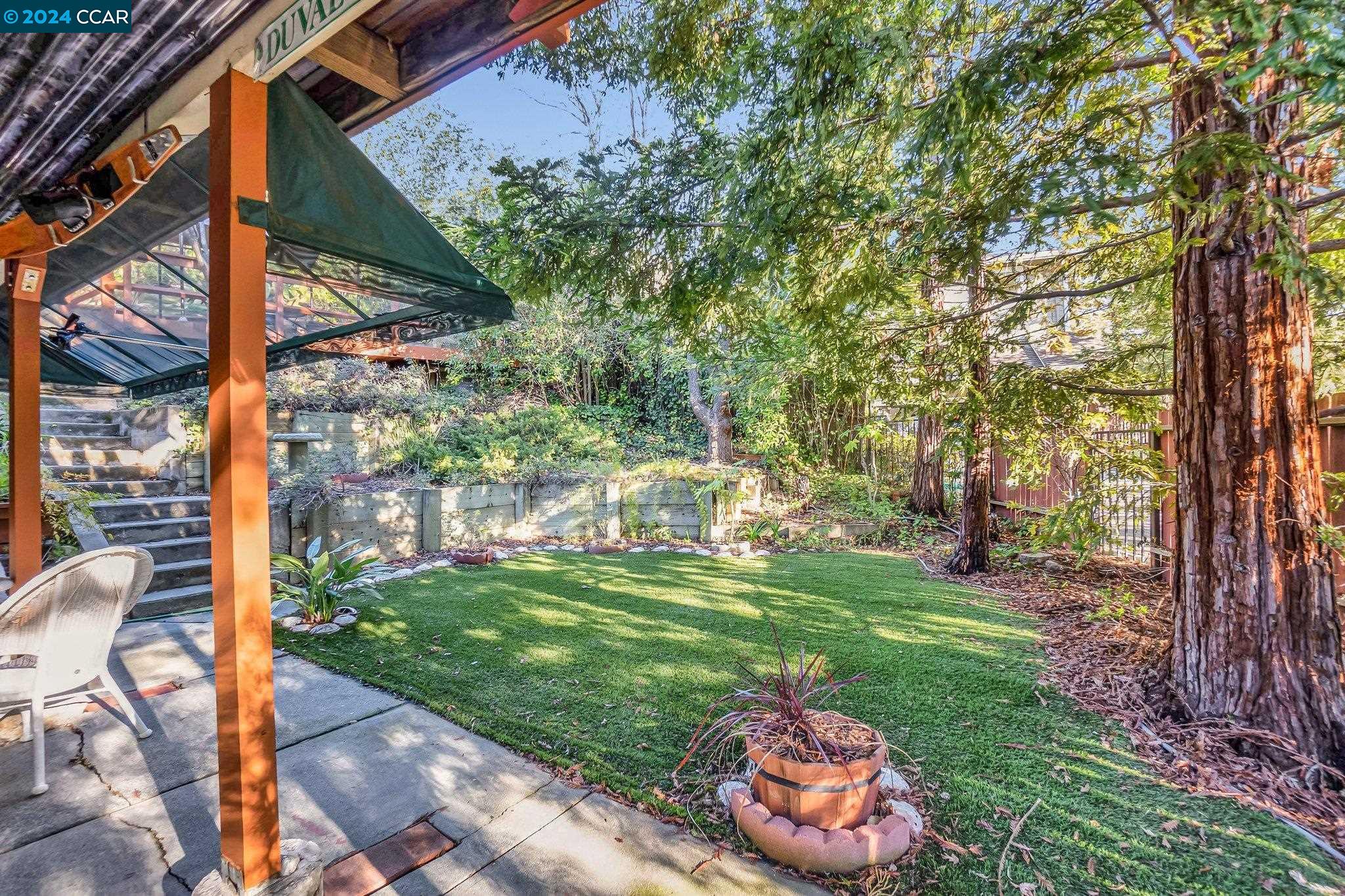 185 Donaleen Ct