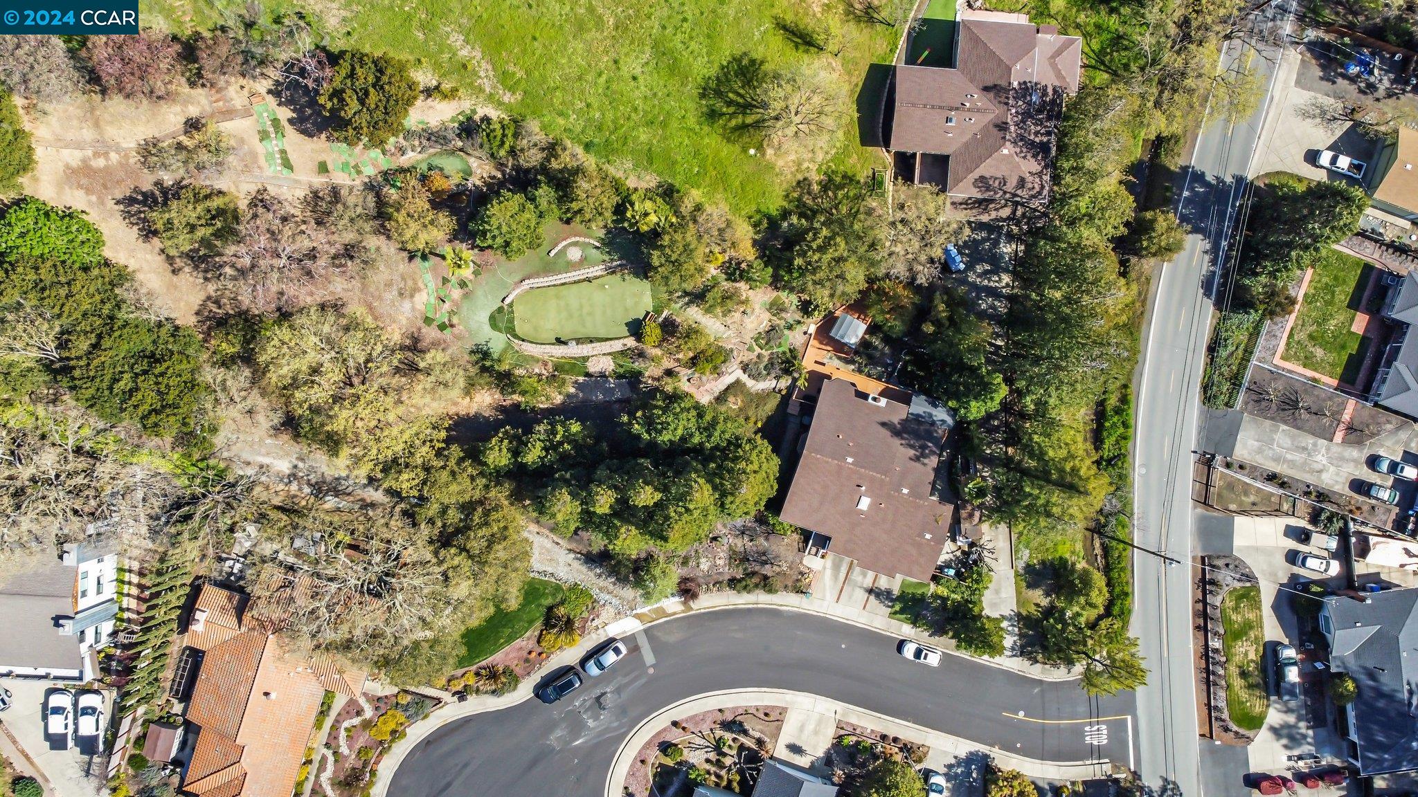 185 Donaleen Ct