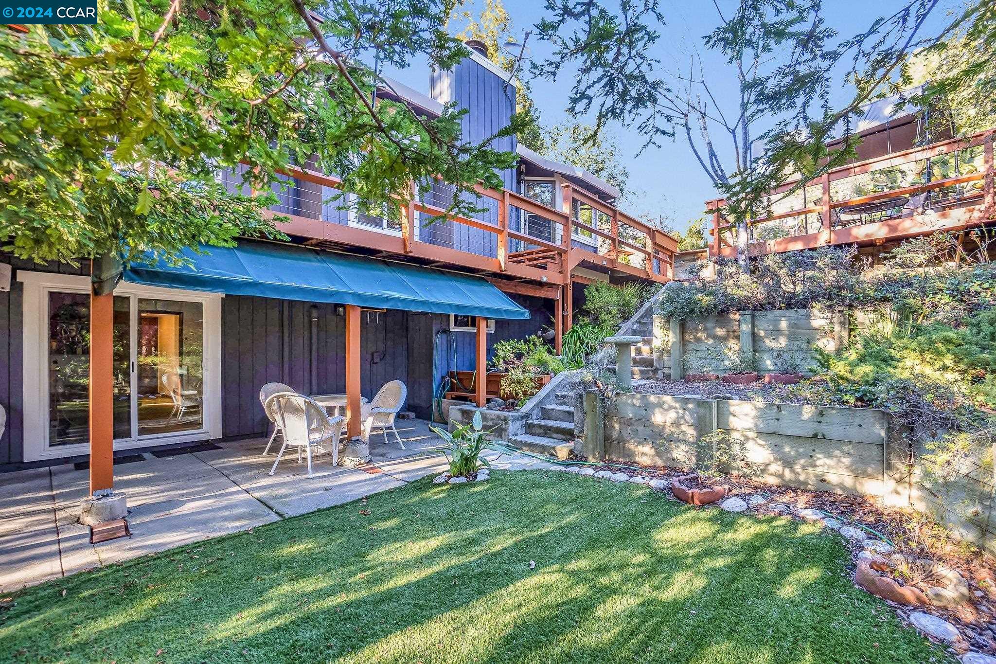 185 Donaleen Ct