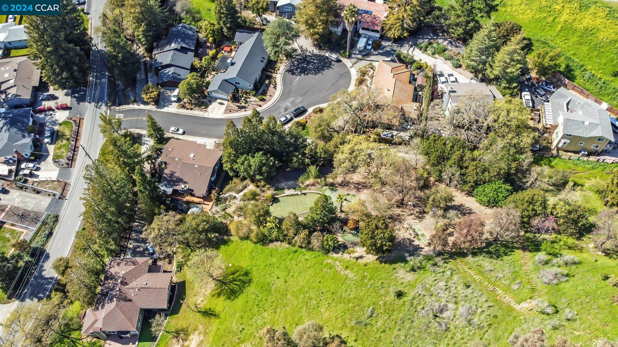 185 Donaleen Ct