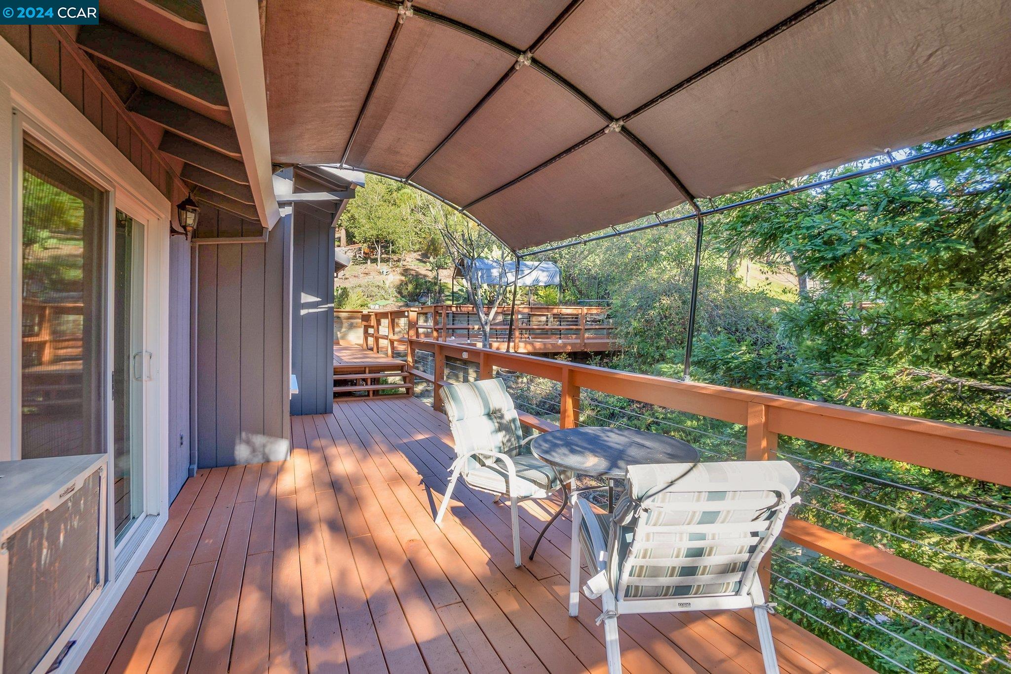 185 Donaleen Ct