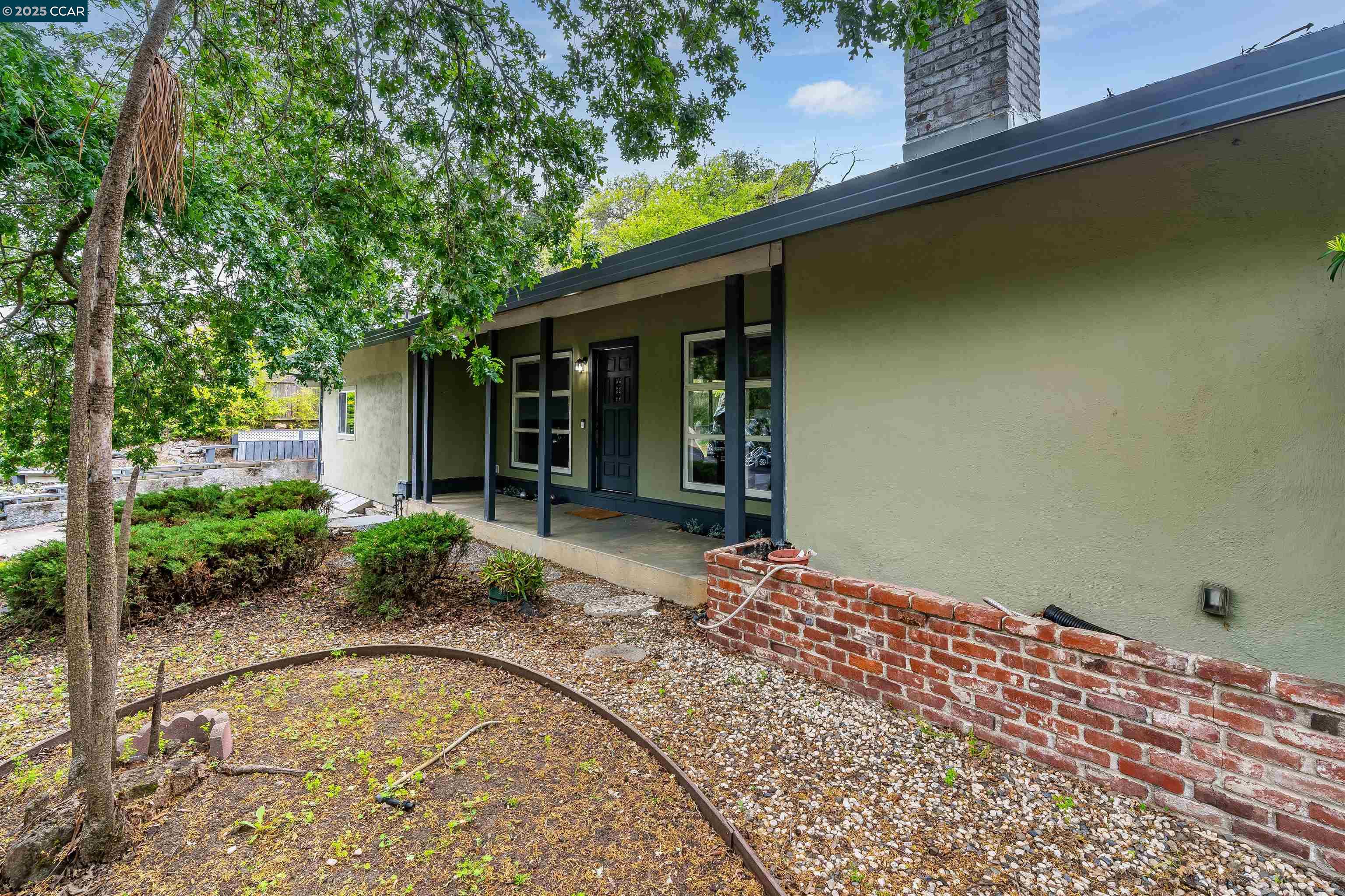 2087 Magnolia Way