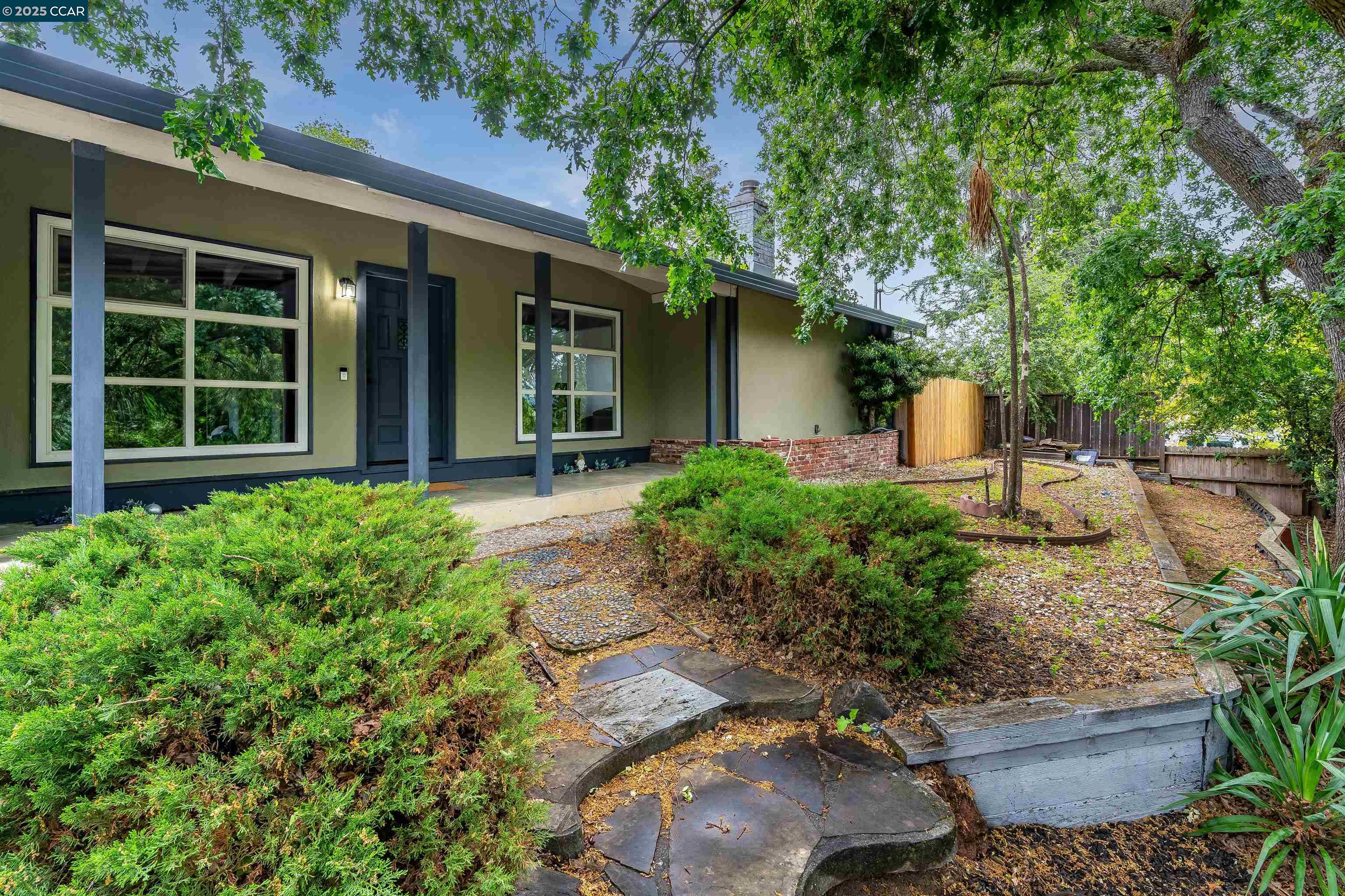 2087 Magnolia Way