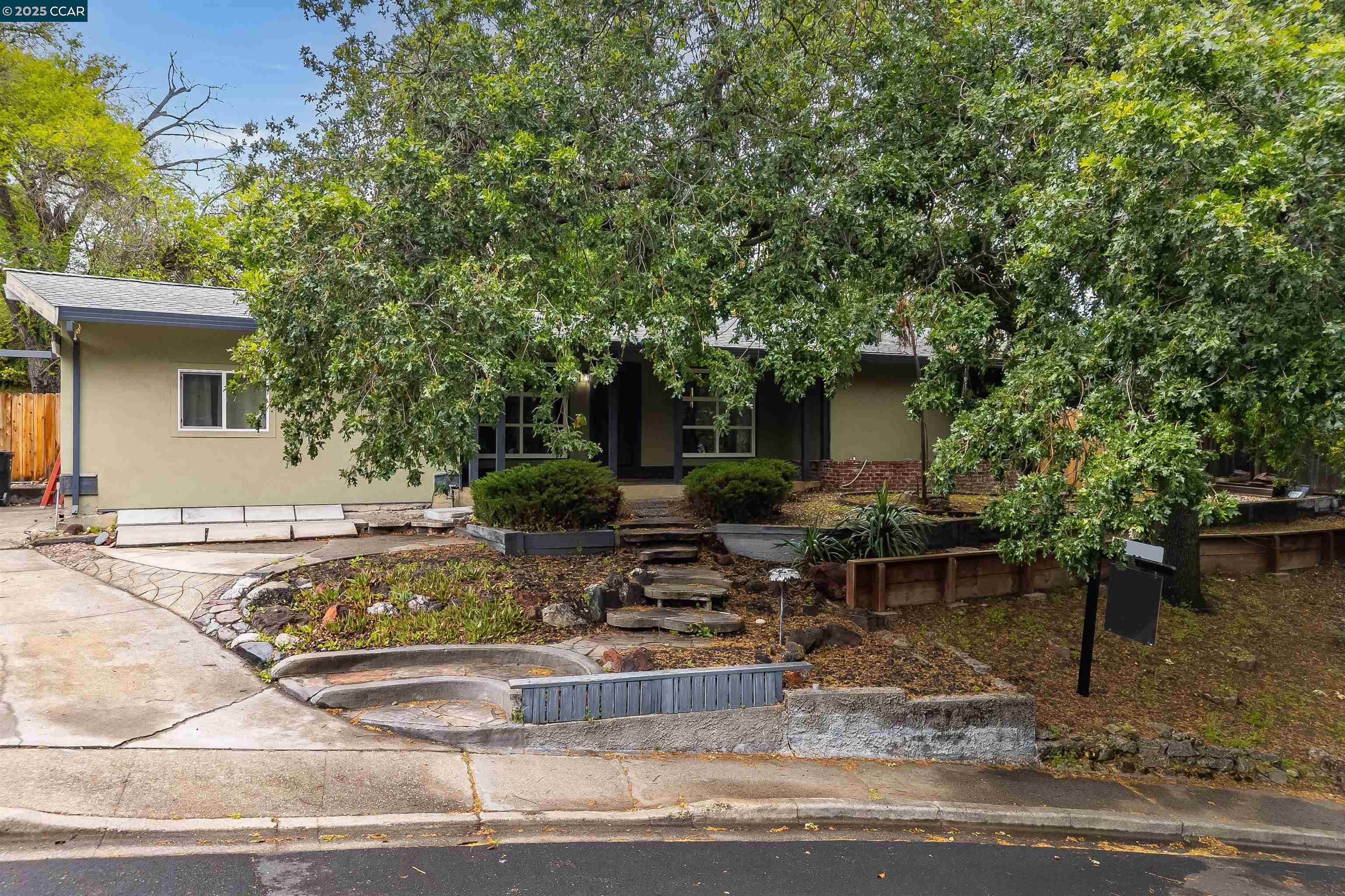 2087 Magnolia Way