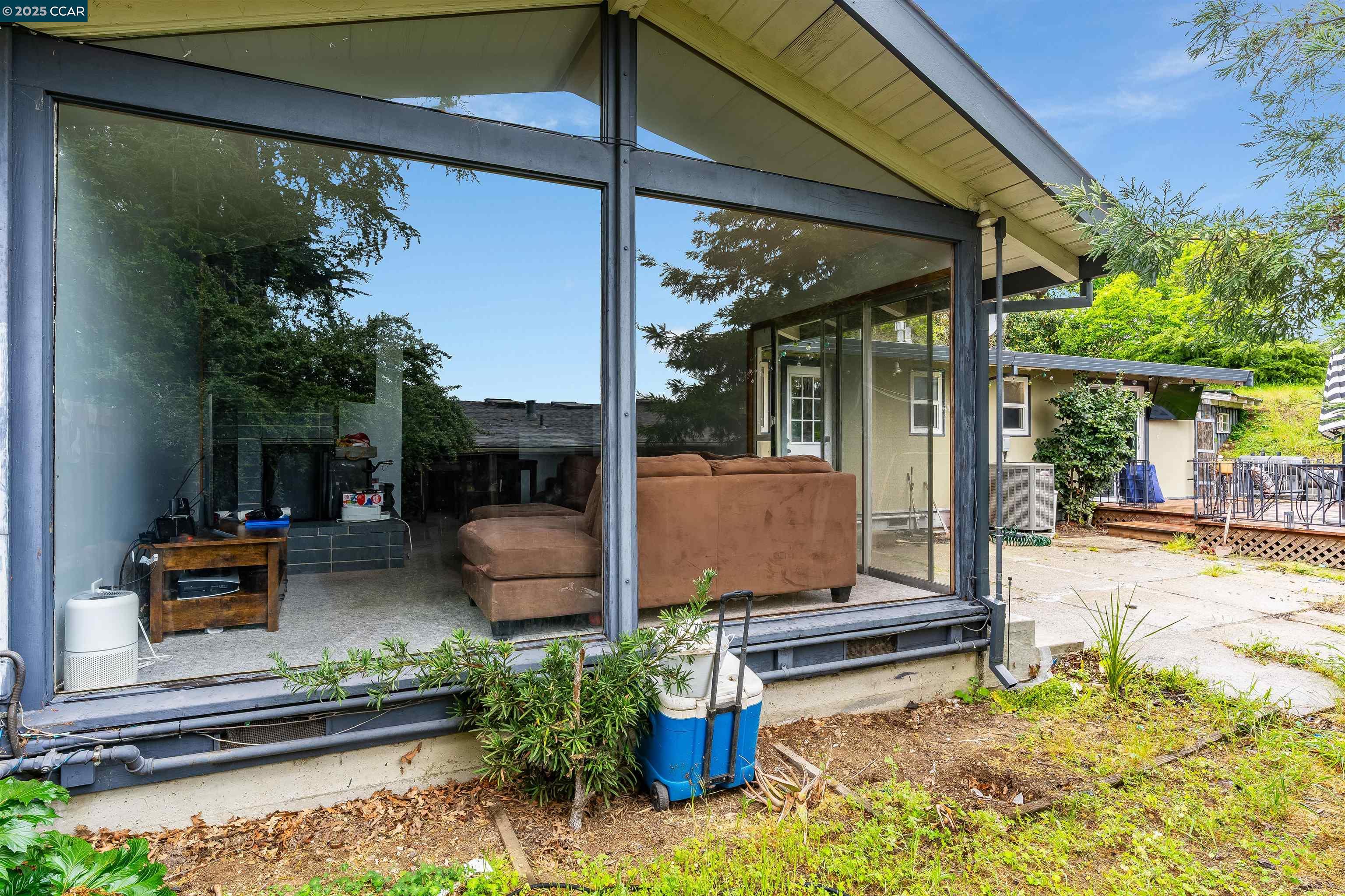 2087 Magnolia Way