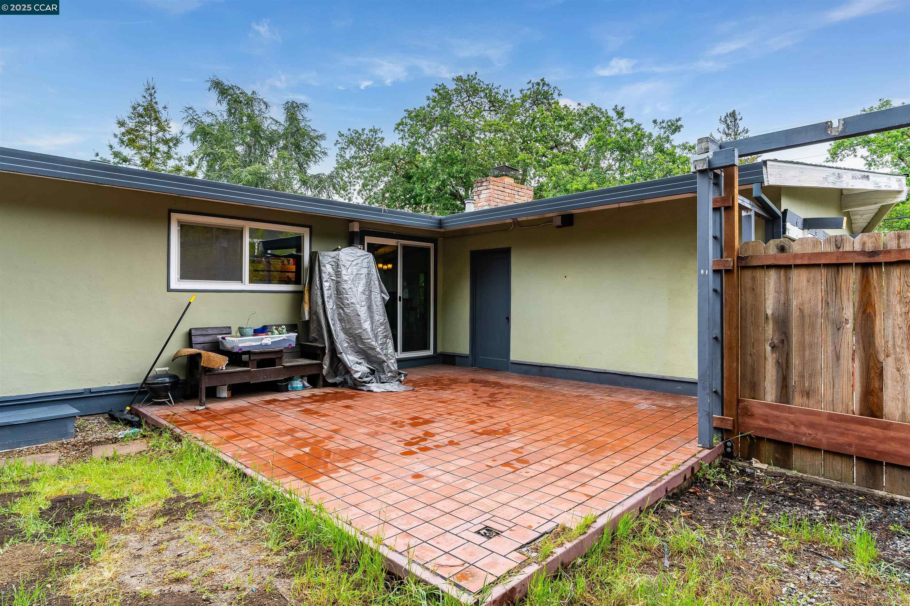 2087 Magnolia Way