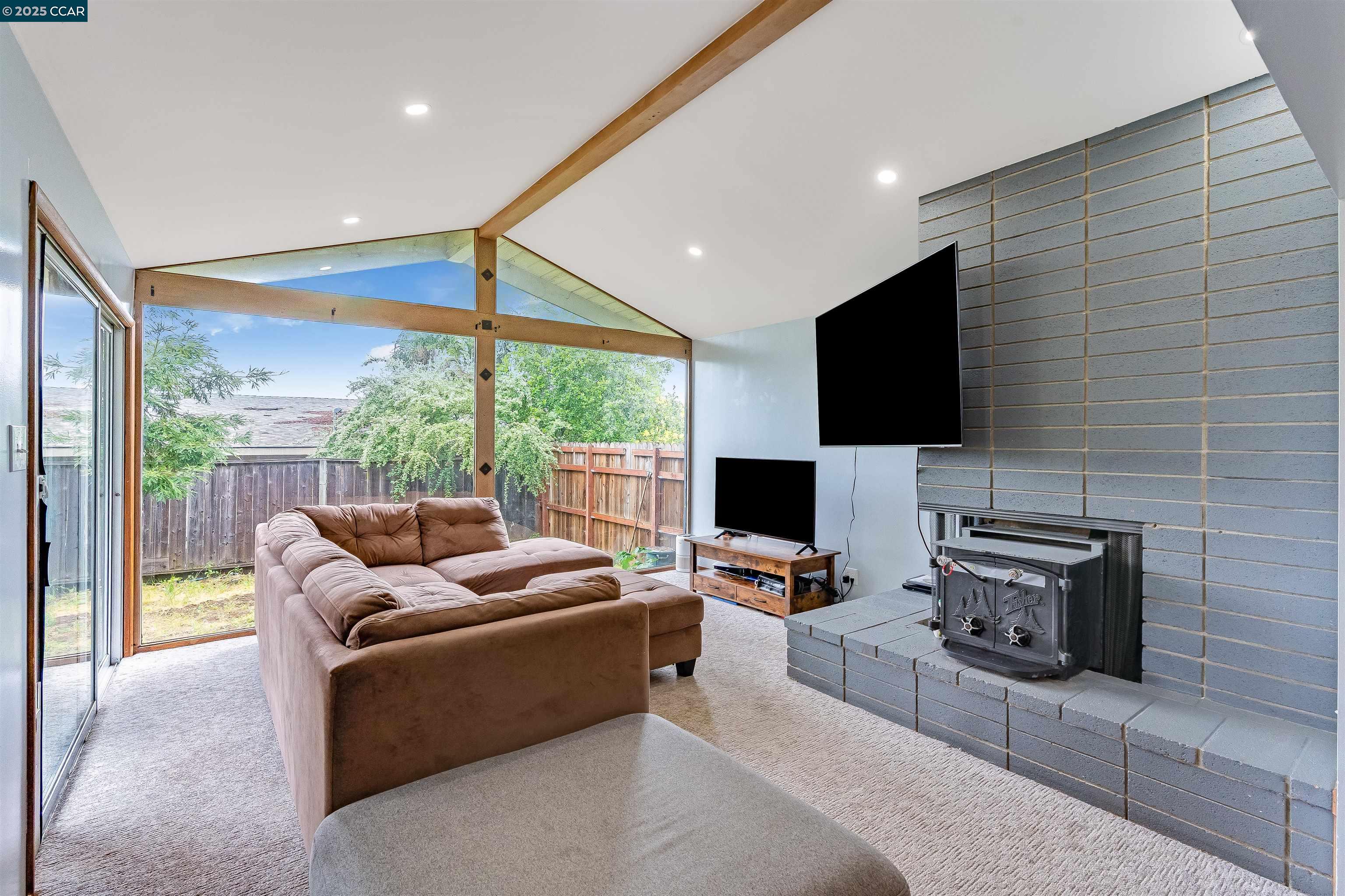 2087 Magnolia Way