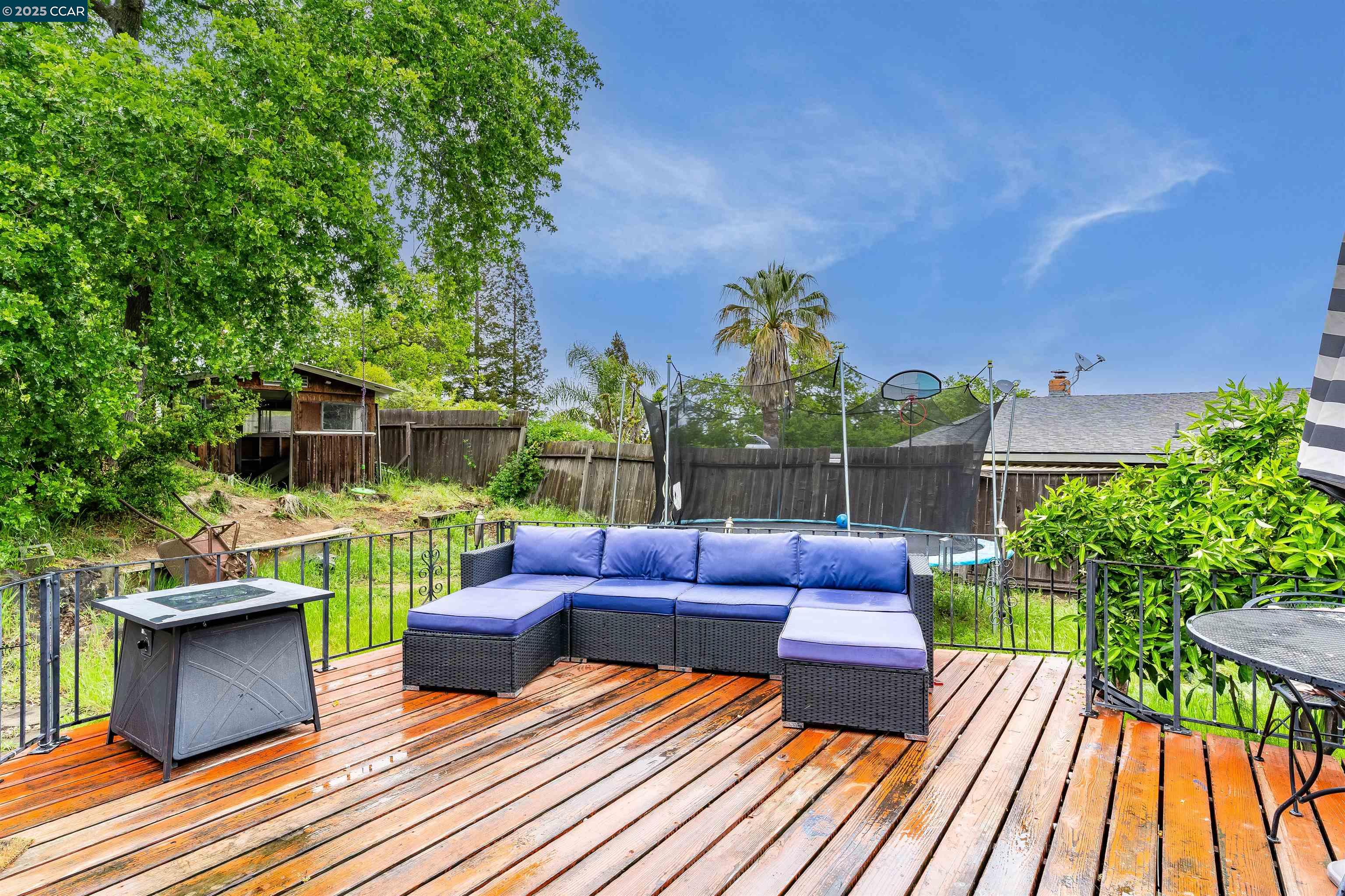 2087 Magnolia Way