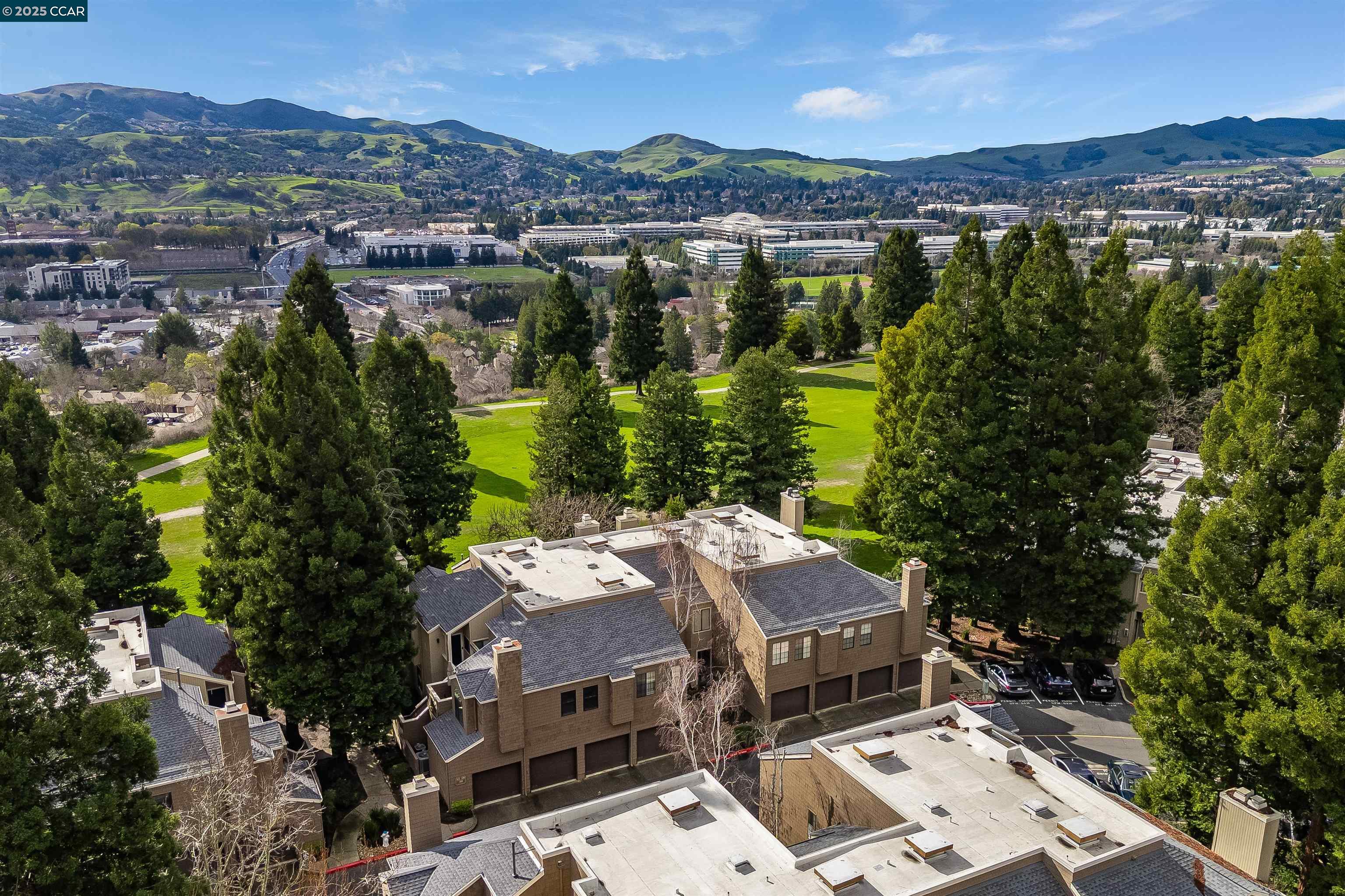 312 S Overlook Dr