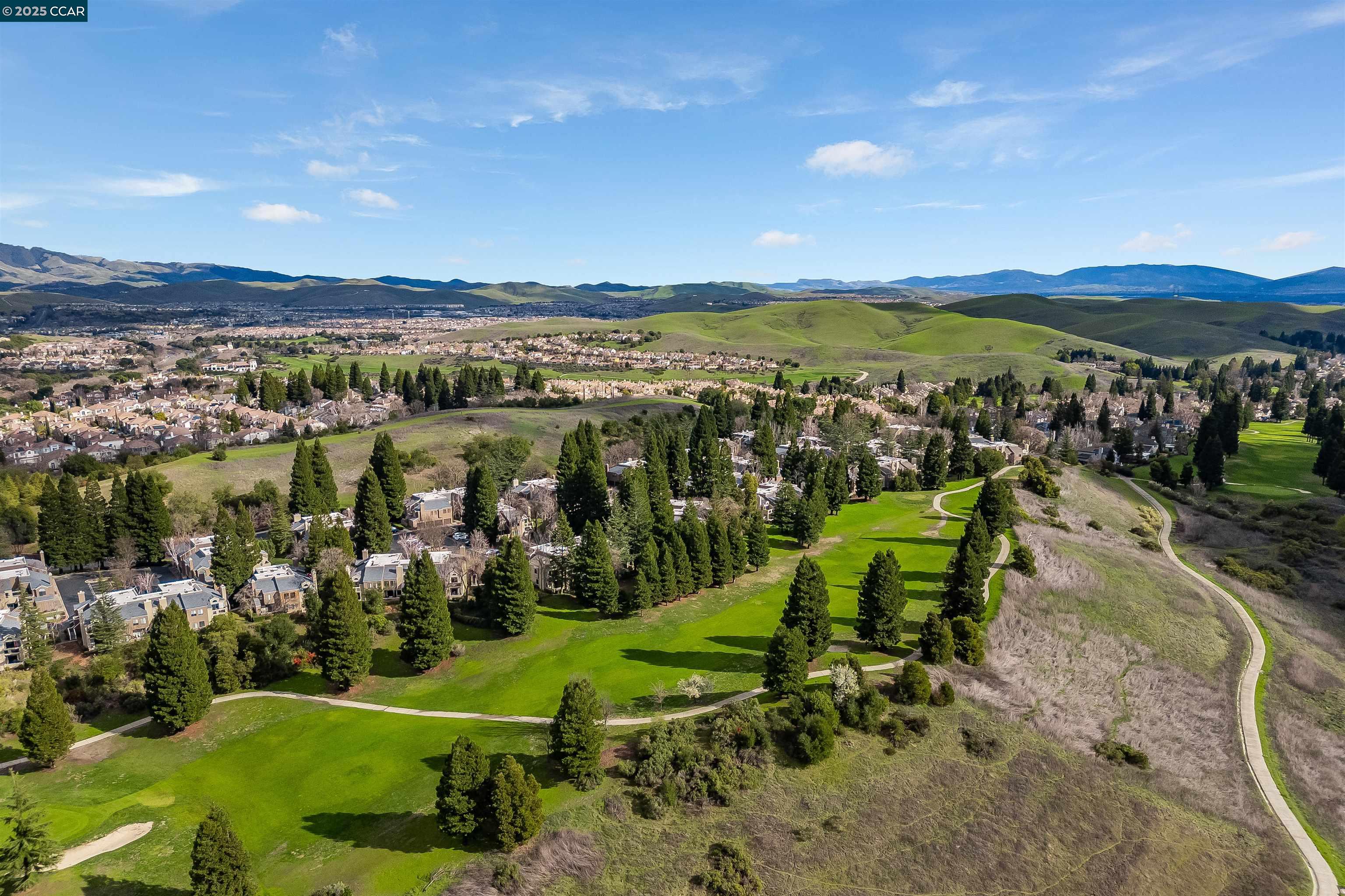 312 S Overlook Dr