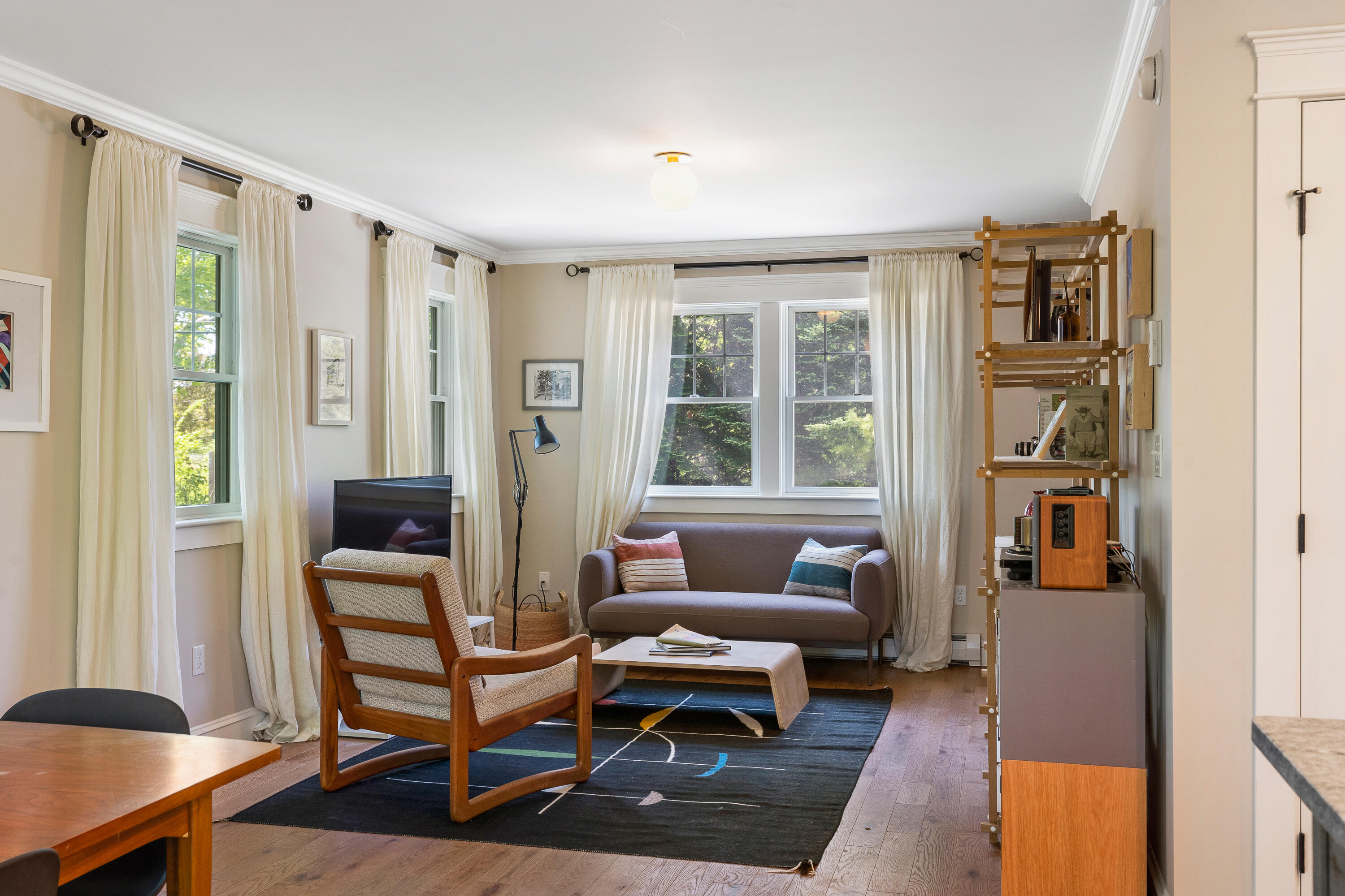 527 Elmwood Road
