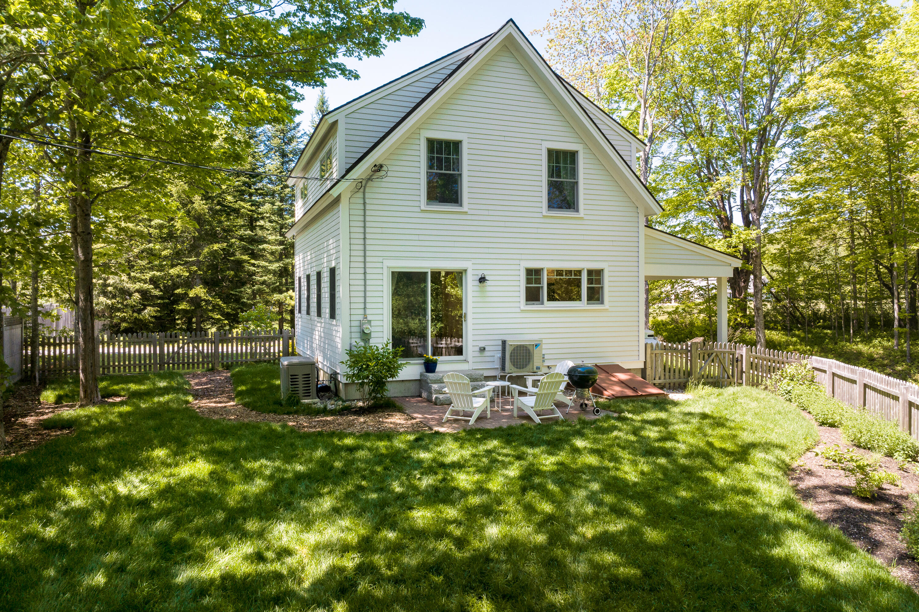 527 Elmwood Road