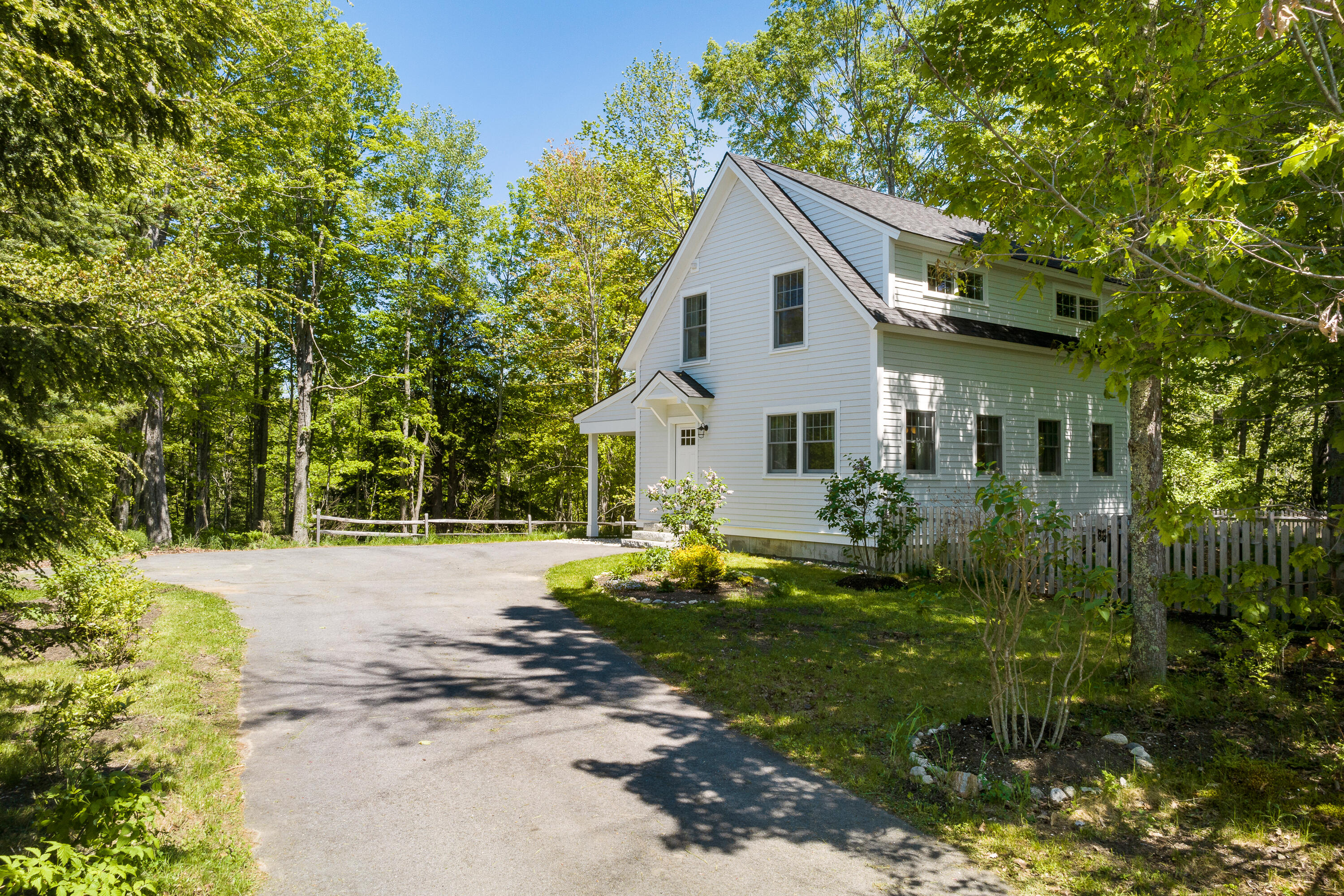 527 Elmwood Road