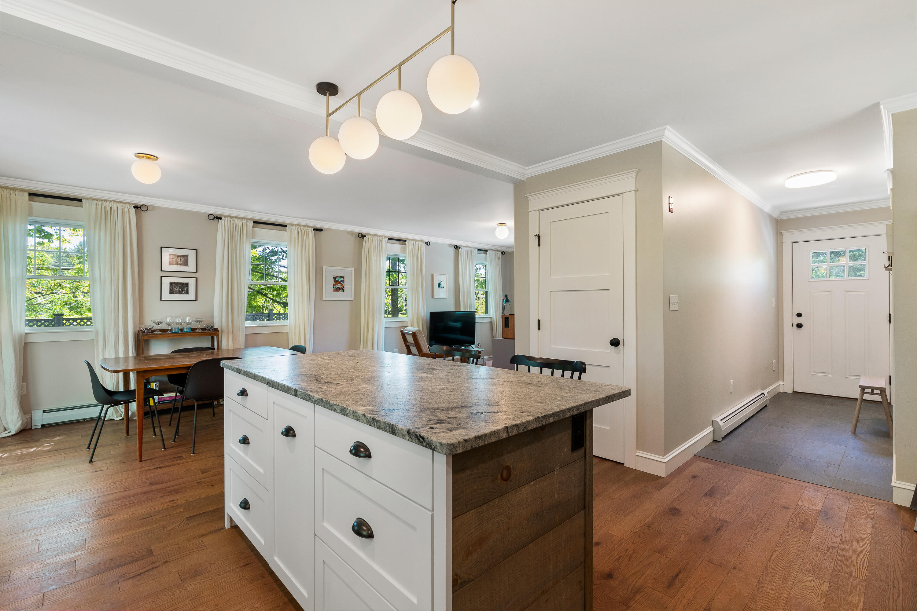 527 Elmwood Road