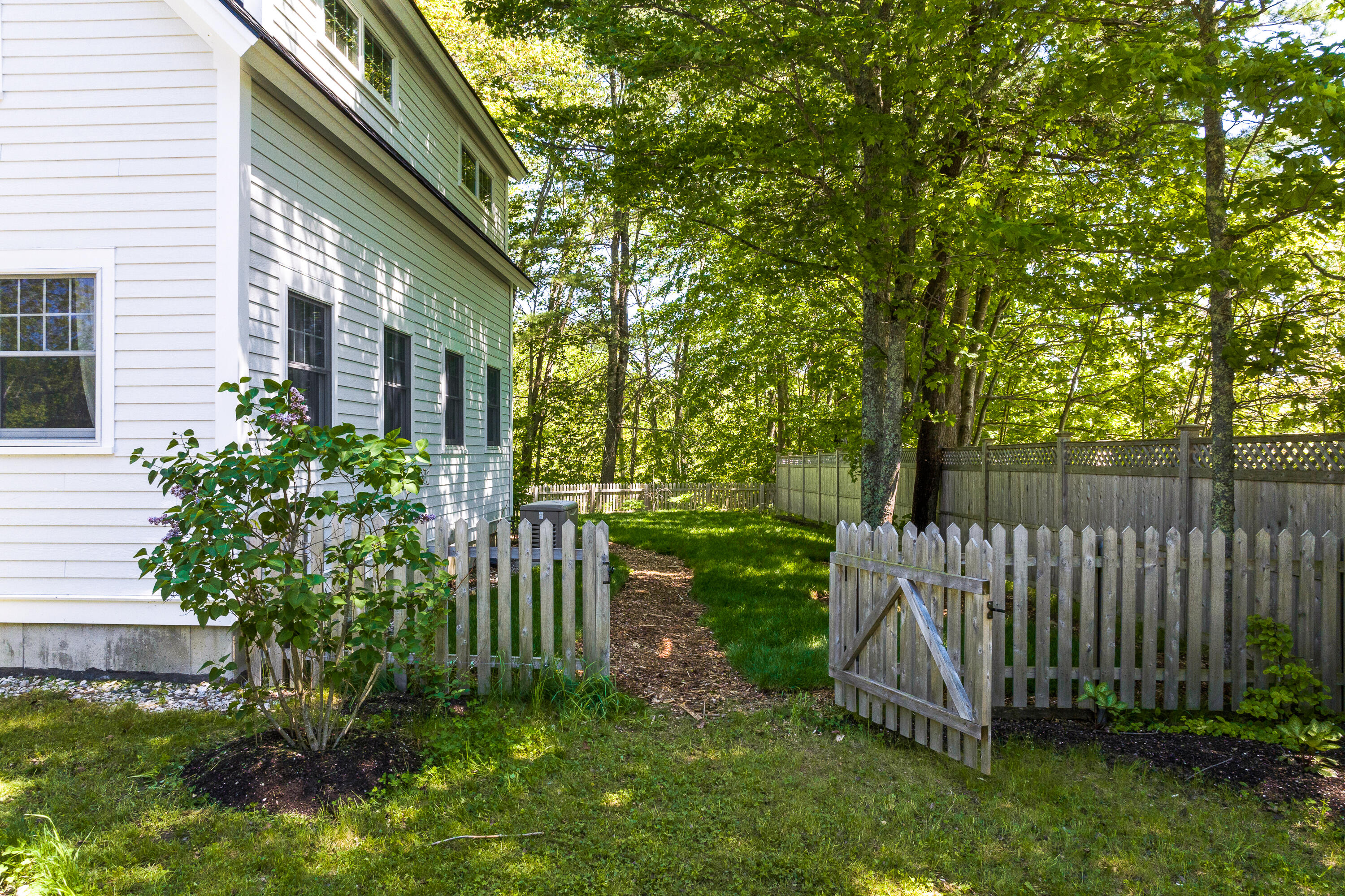 527 Elmwood Road