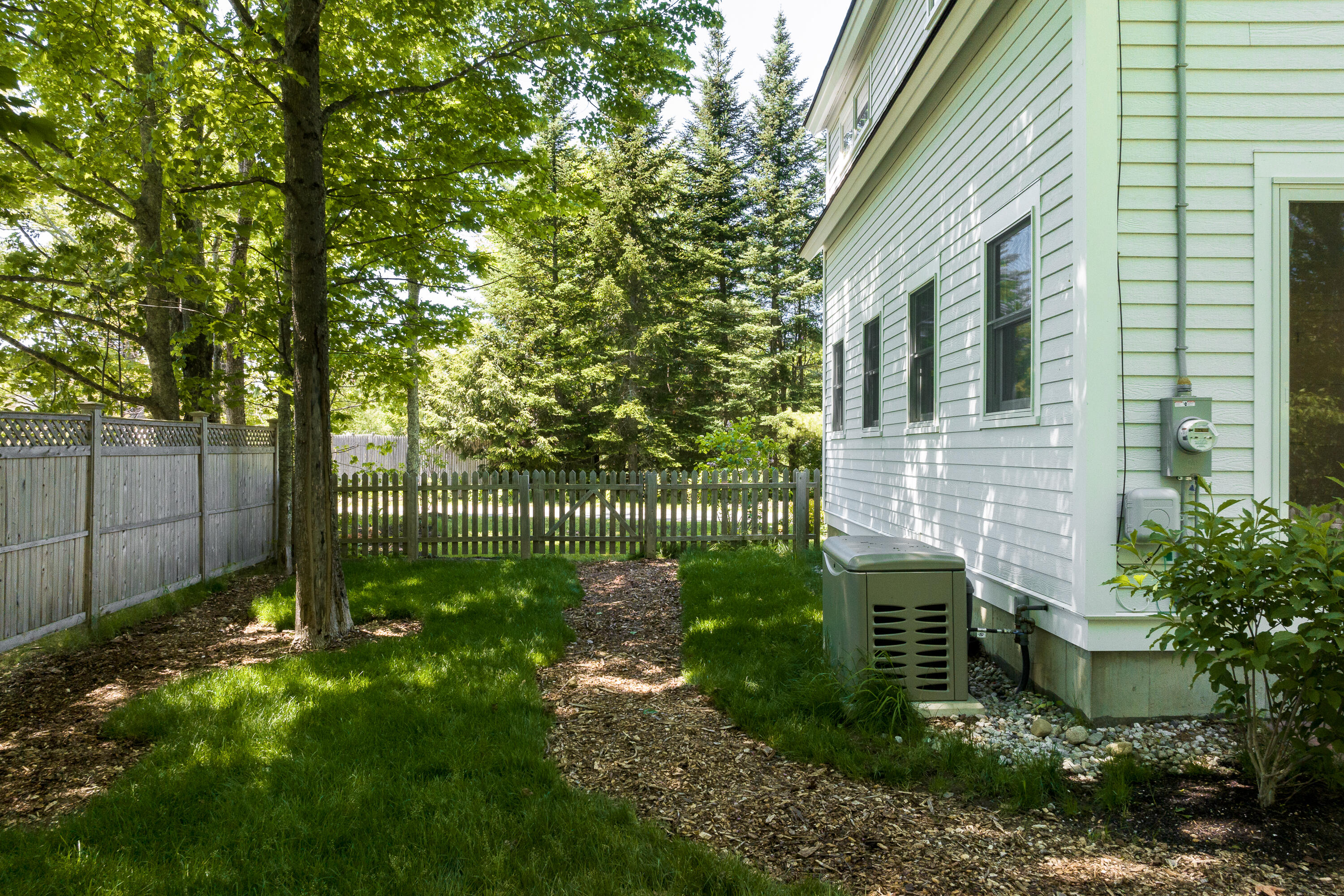 527 Elmwood Road