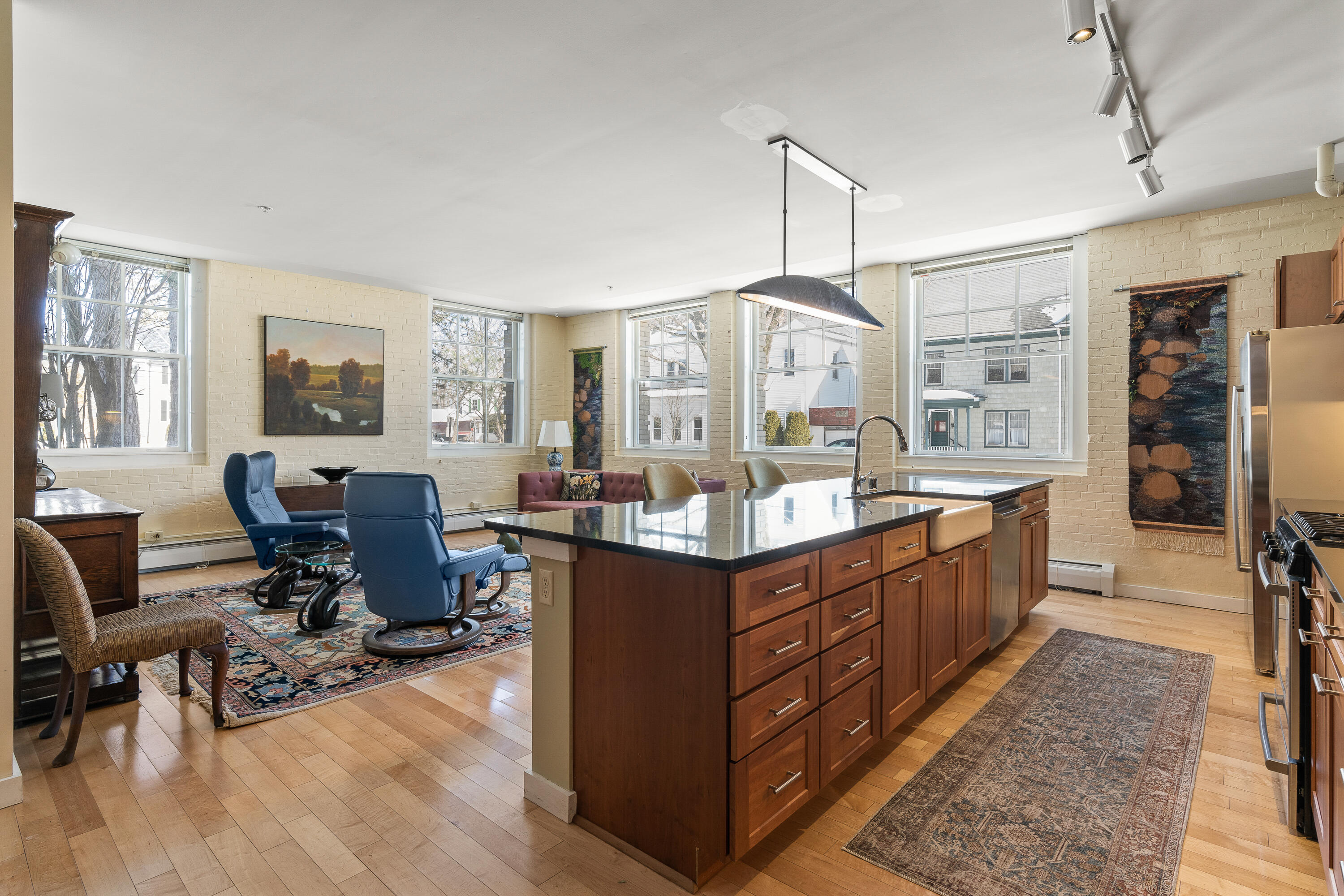 172 Falmouth Street, 1
