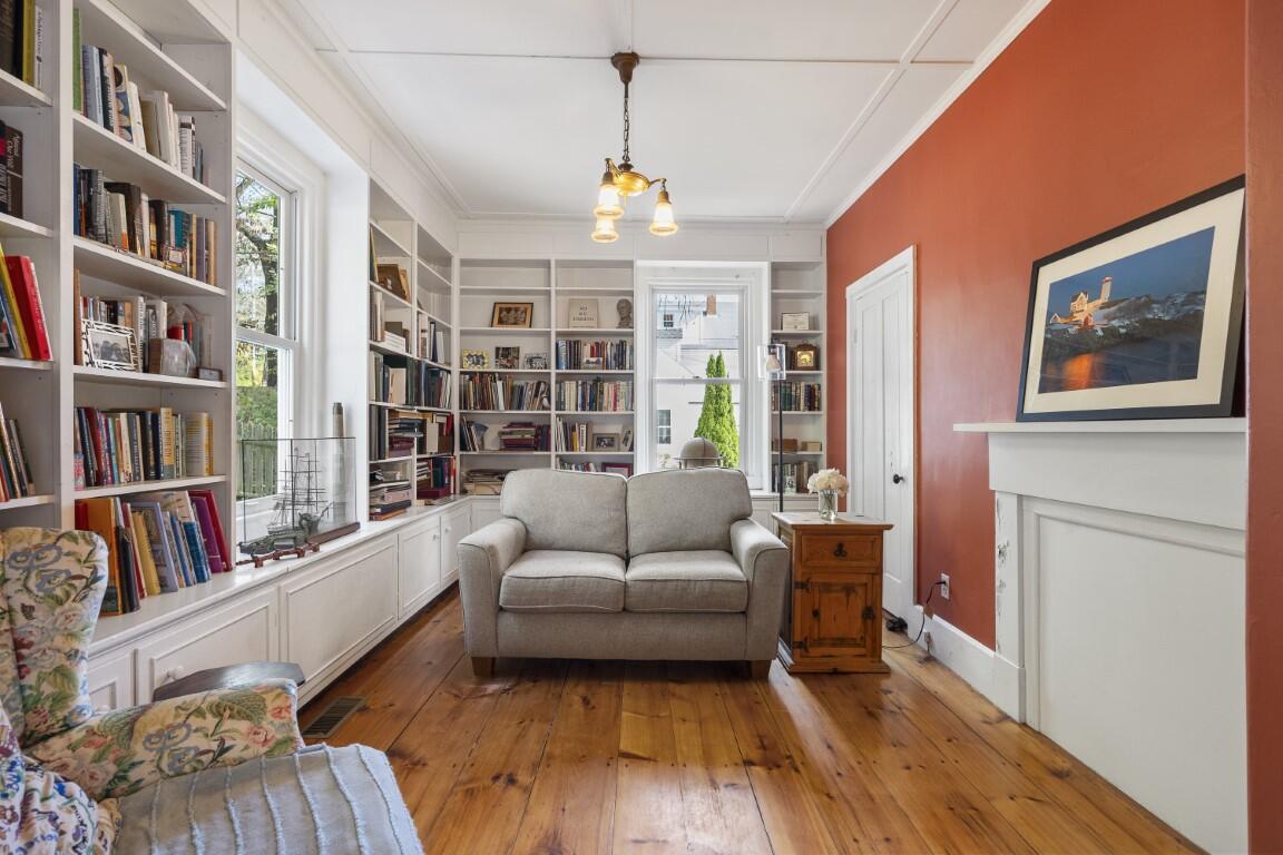 51 River Road