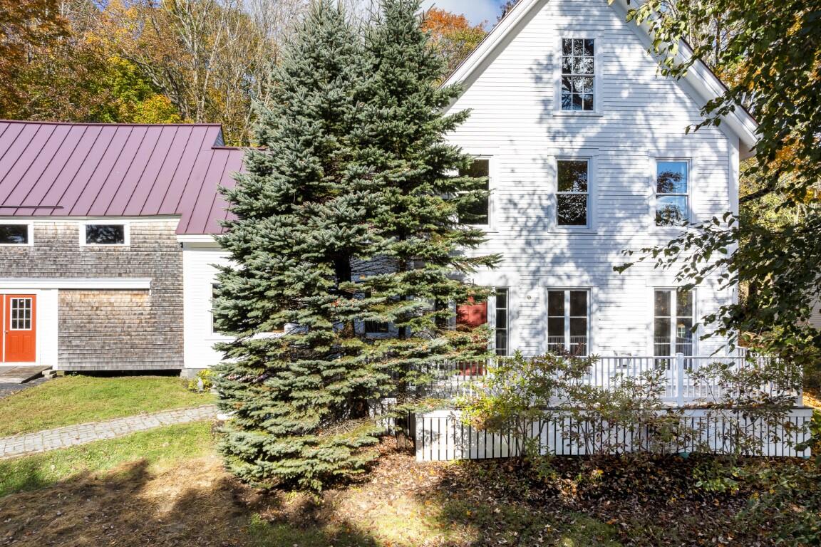 51 River Road