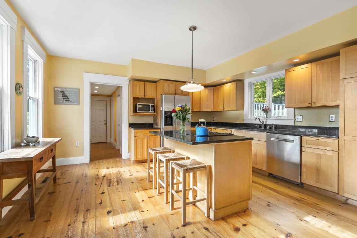 51 River Road