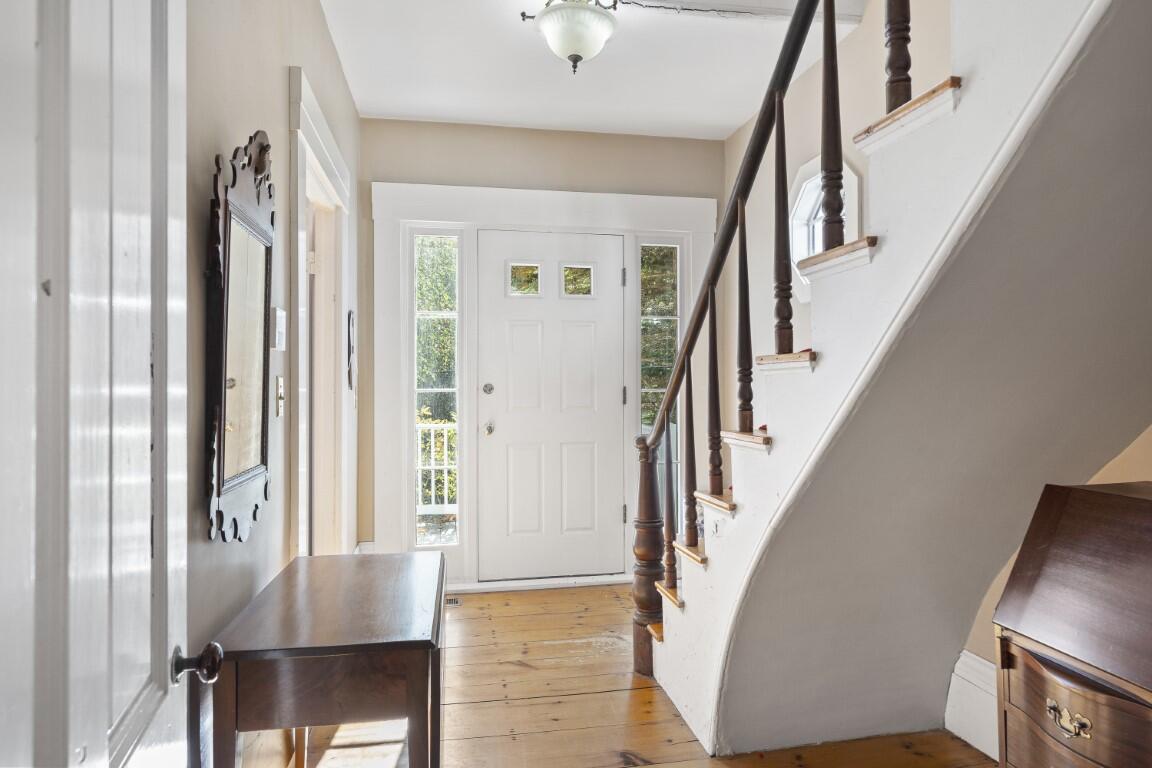 51 River Road