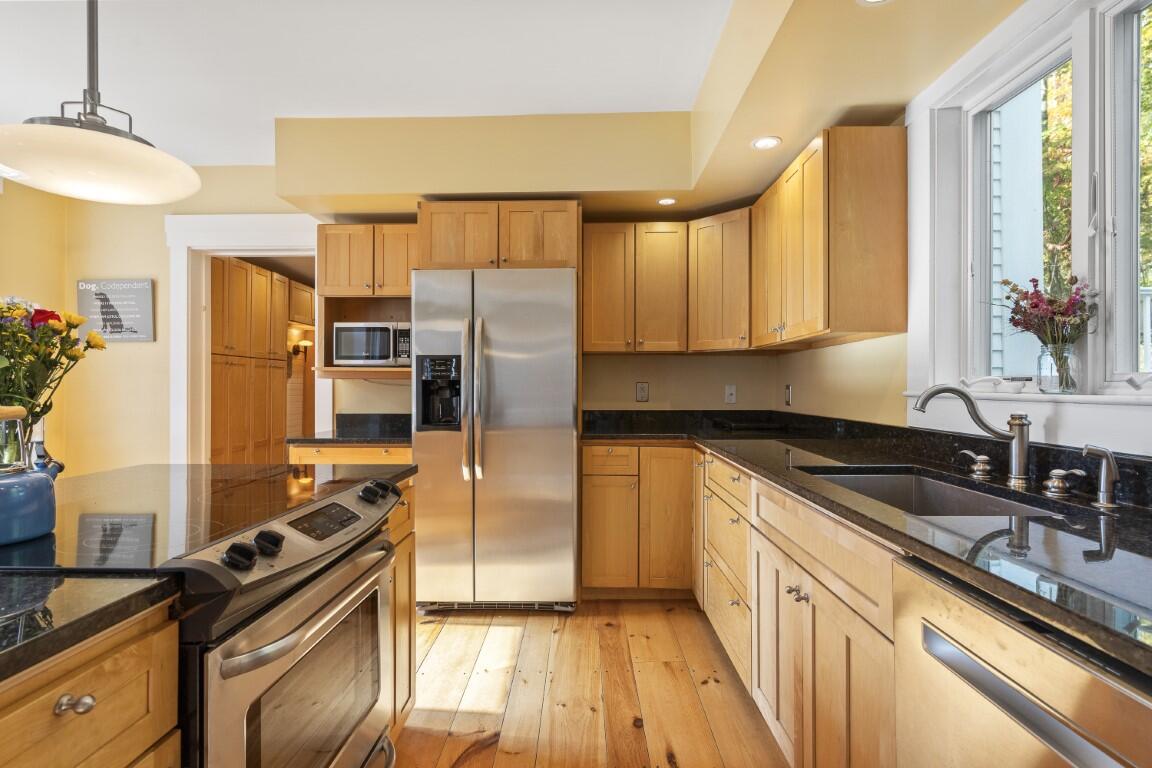 51 River Road