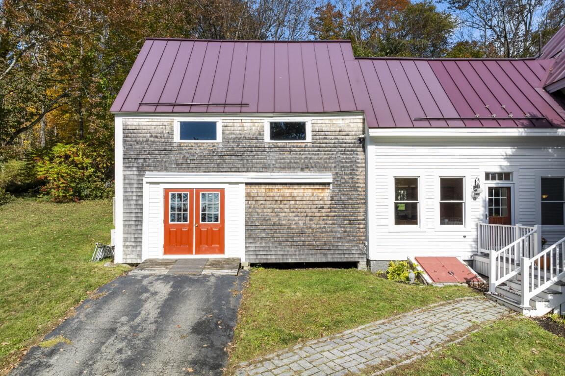 51 River Road