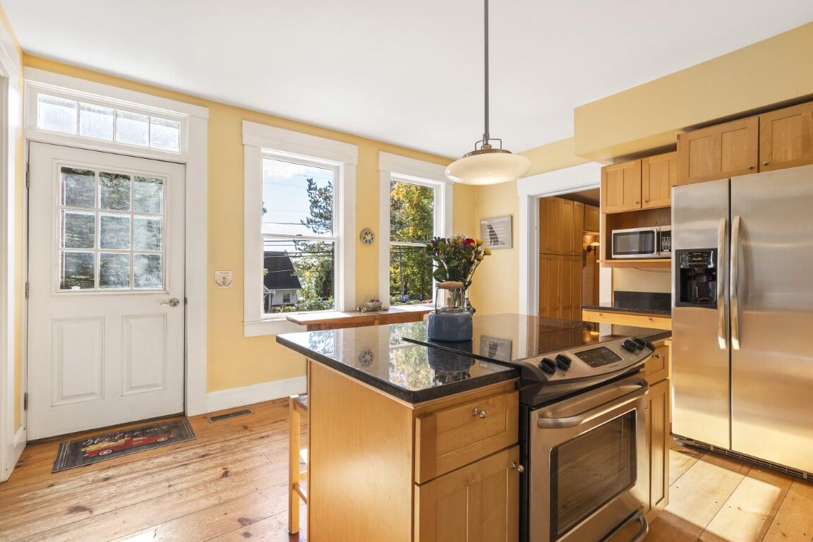 51 River Road