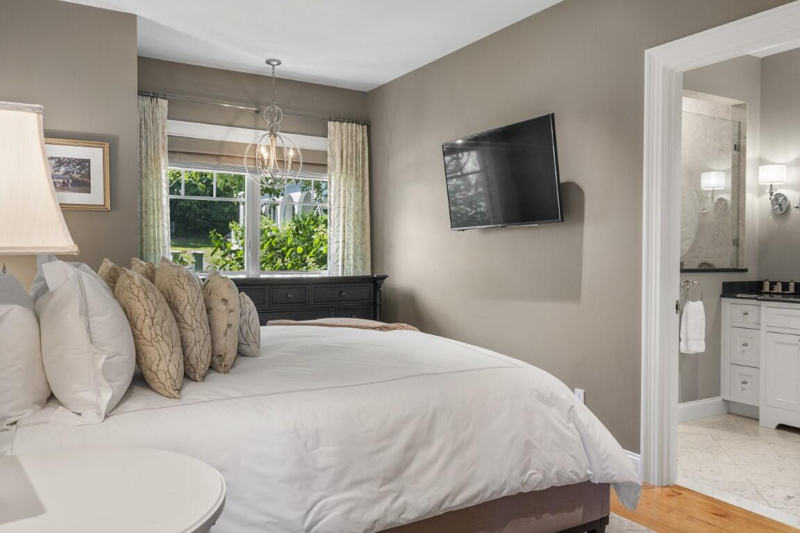 63 Townsend Avenue, Boothbay Harbor