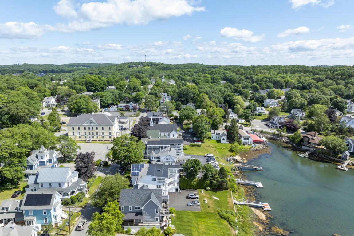 63 Townsend Avenue, Boothbay Harbor